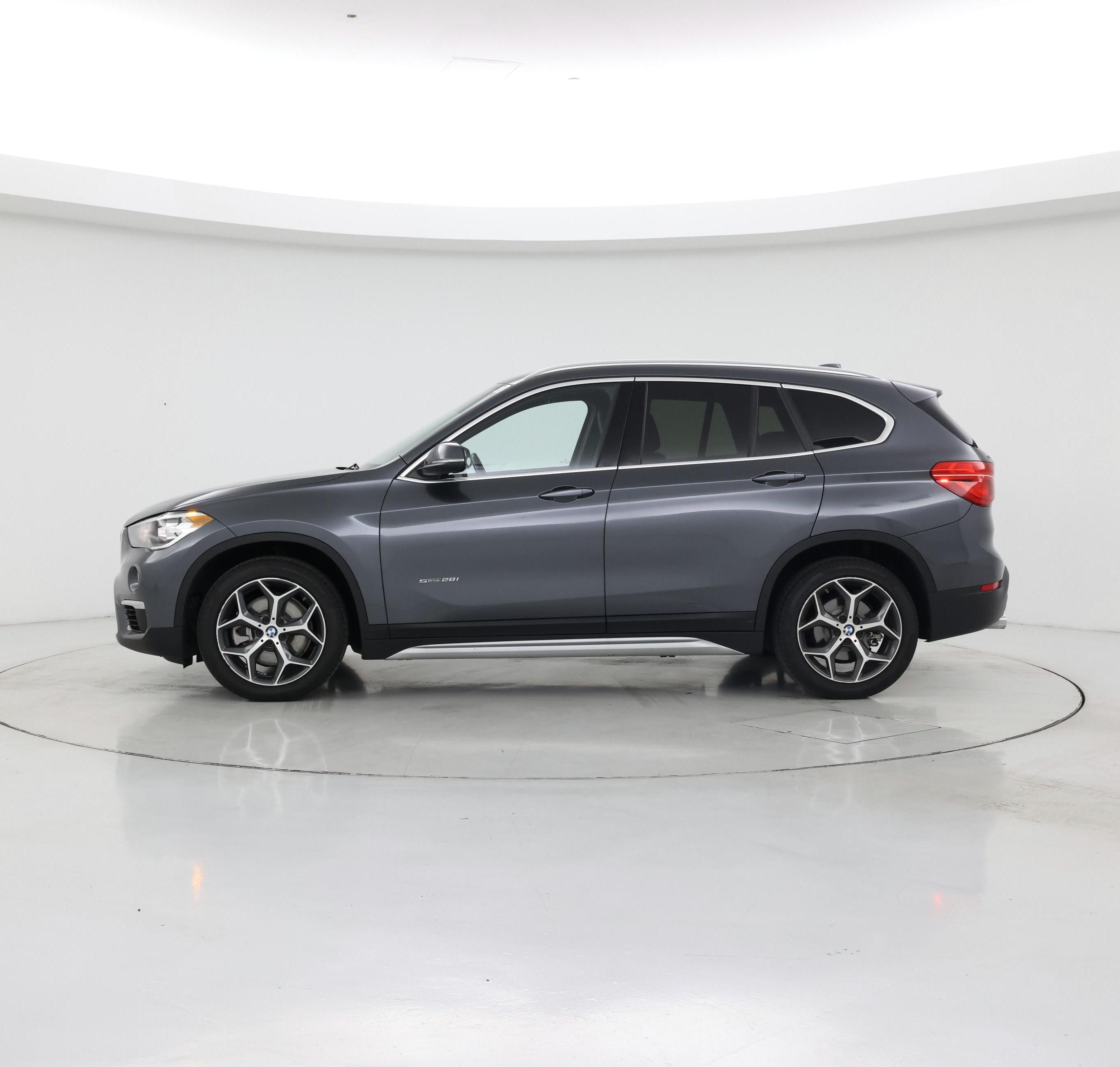Thumbnail: 2018 BMW X1 - 3