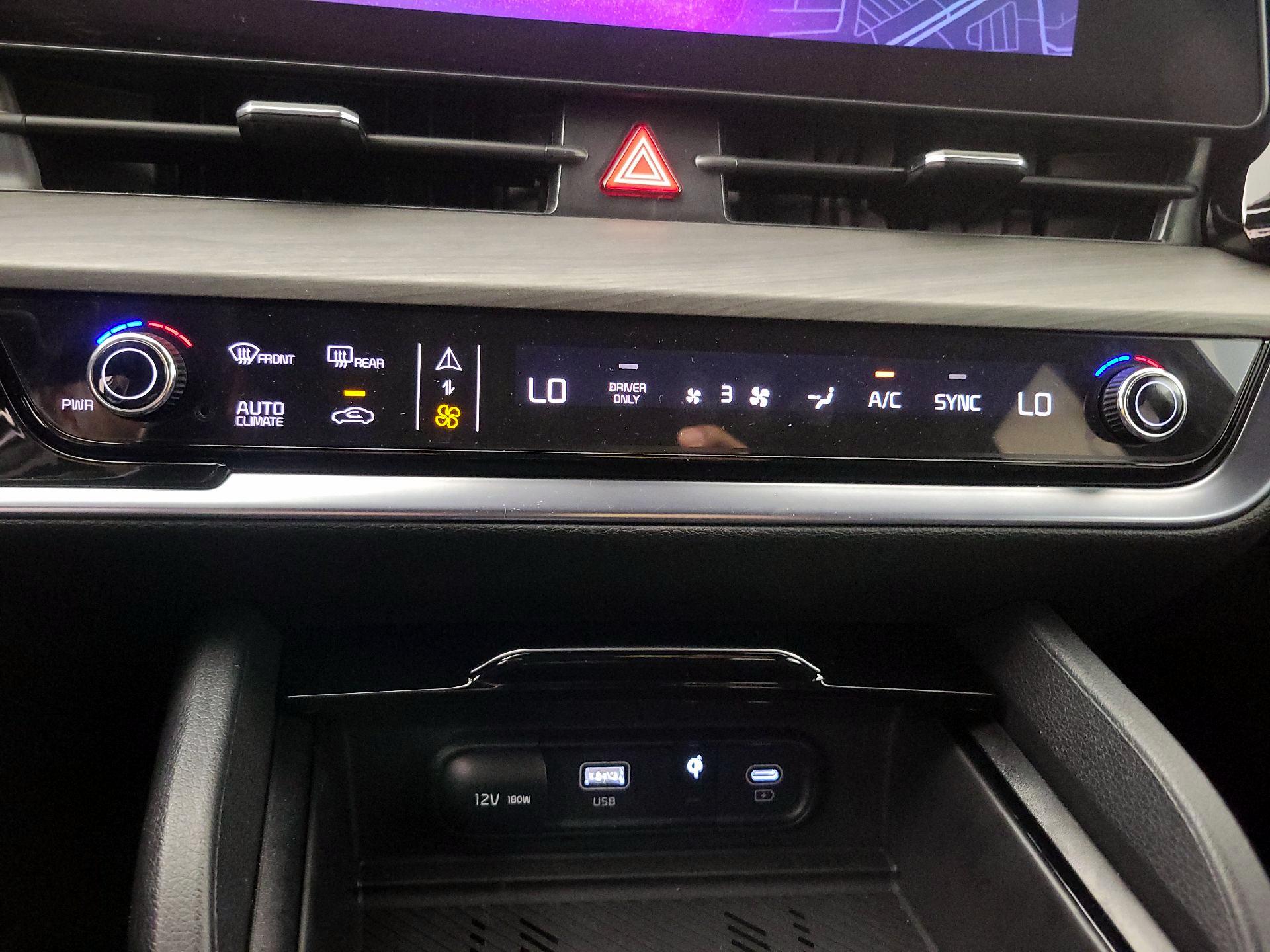 Thumbnail: 2024 Kia Sportage - 17