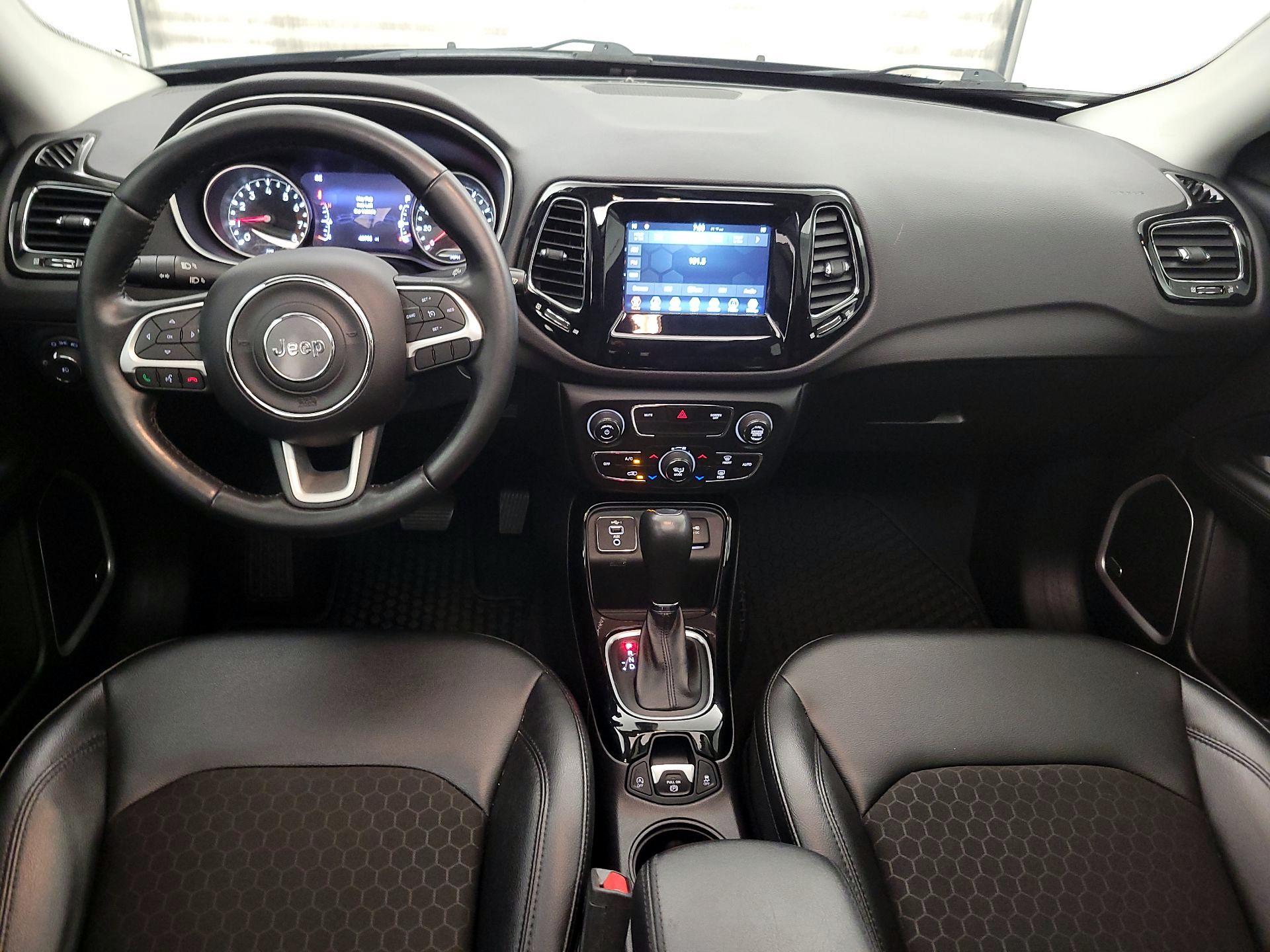 Thumbnail: 2021 Jeep Compass - 9