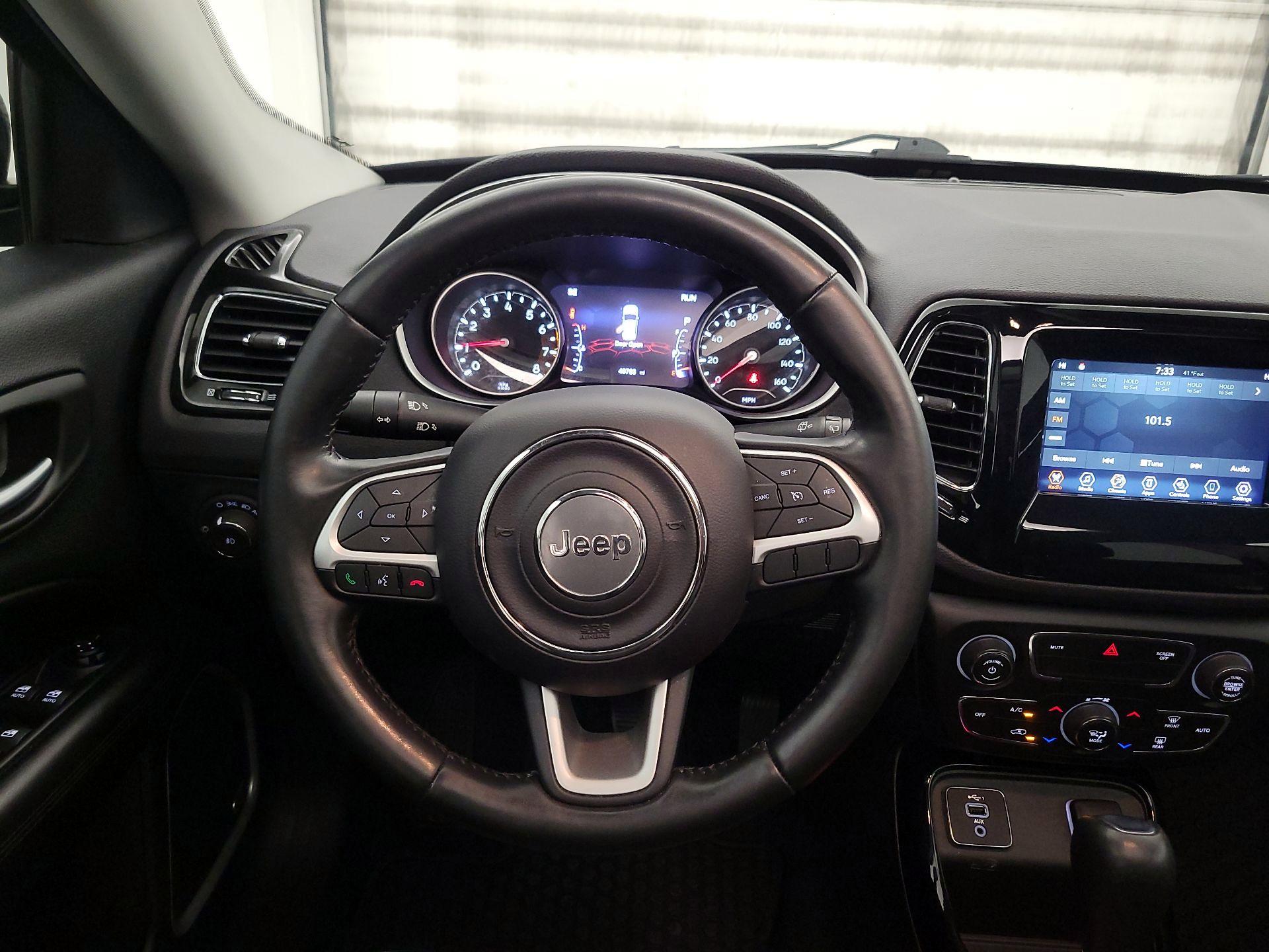 Thumbnail: 2021 Jeep Compass - 10