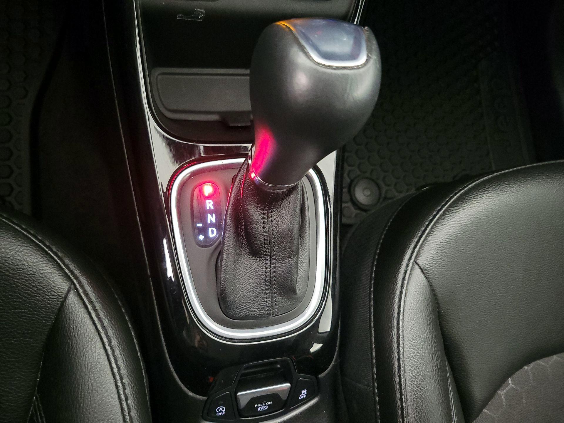 Thumbnail: 2021 Jeep Compass - 17