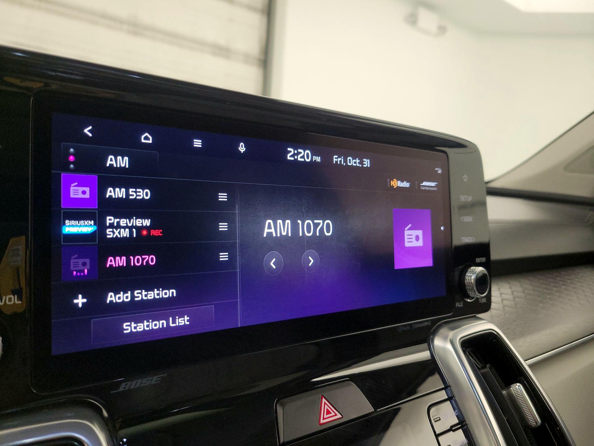 Thumbnail: 2023 Kia Sorento - 16