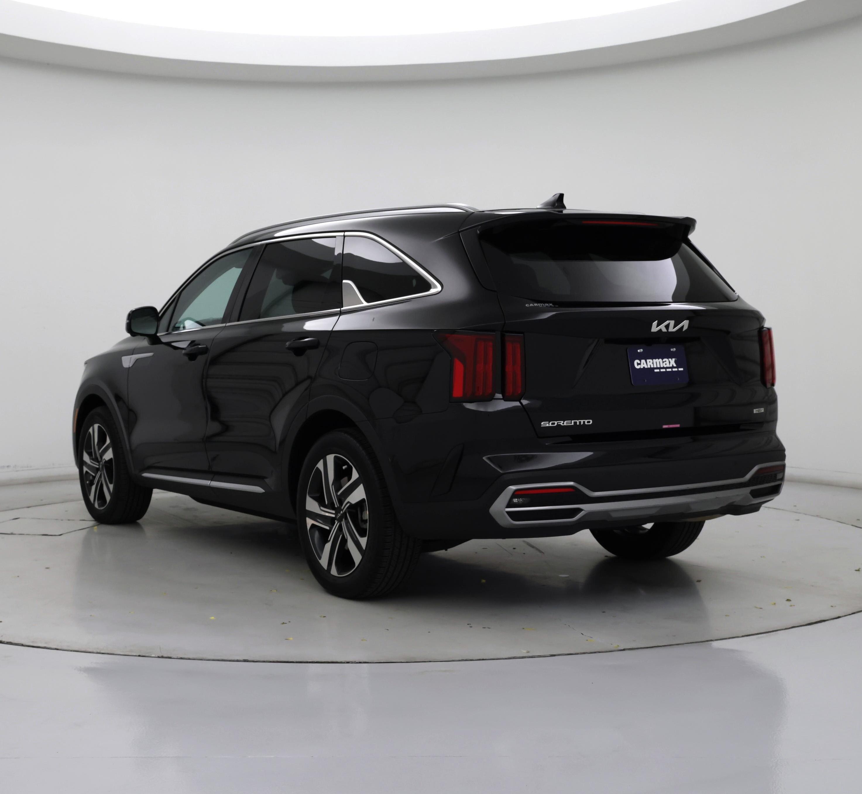 Thumbnail: 2023 Kia Sorento - 2