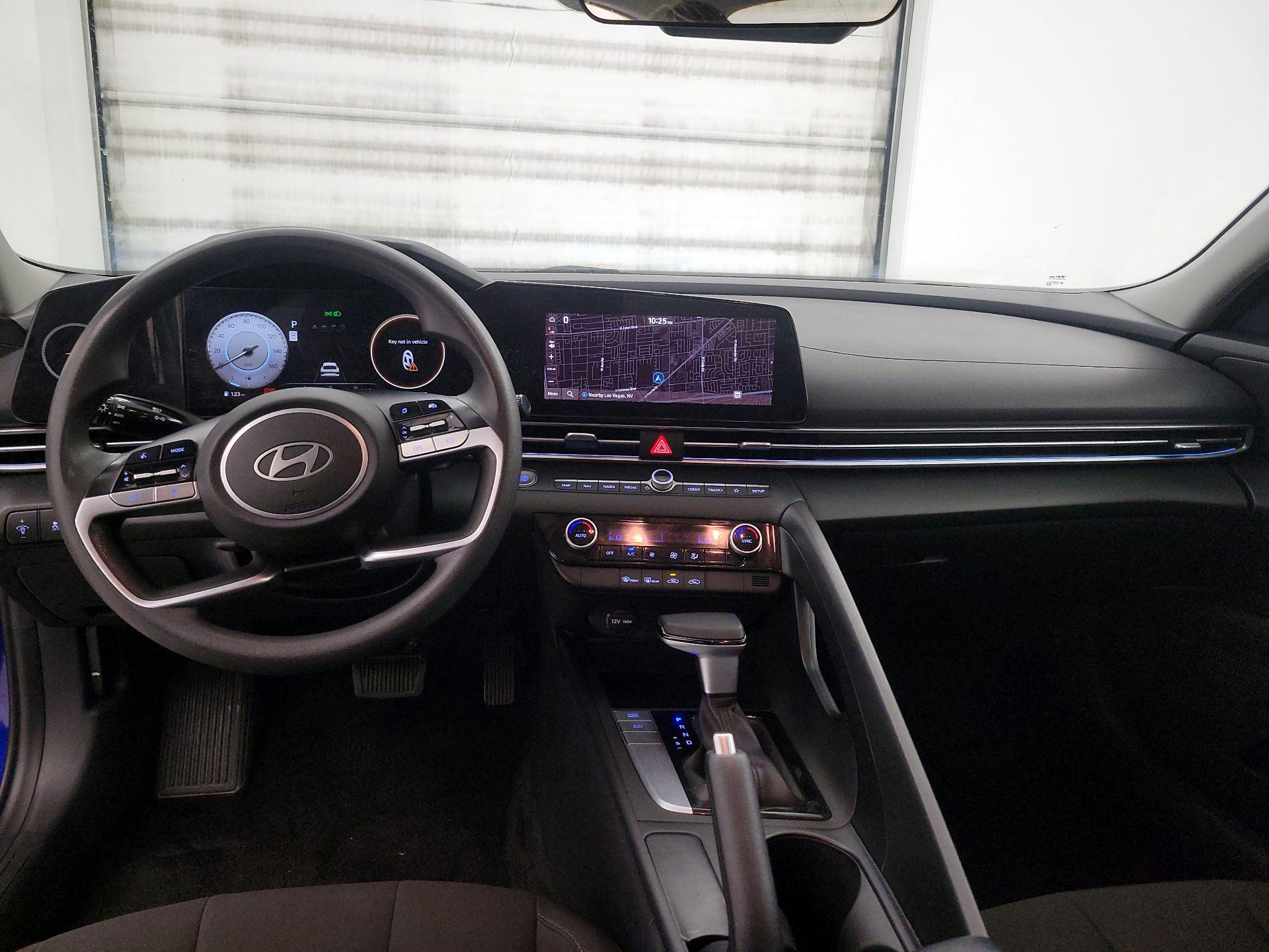 Thumbnail: 2024 Hyundai Elantra - 9
