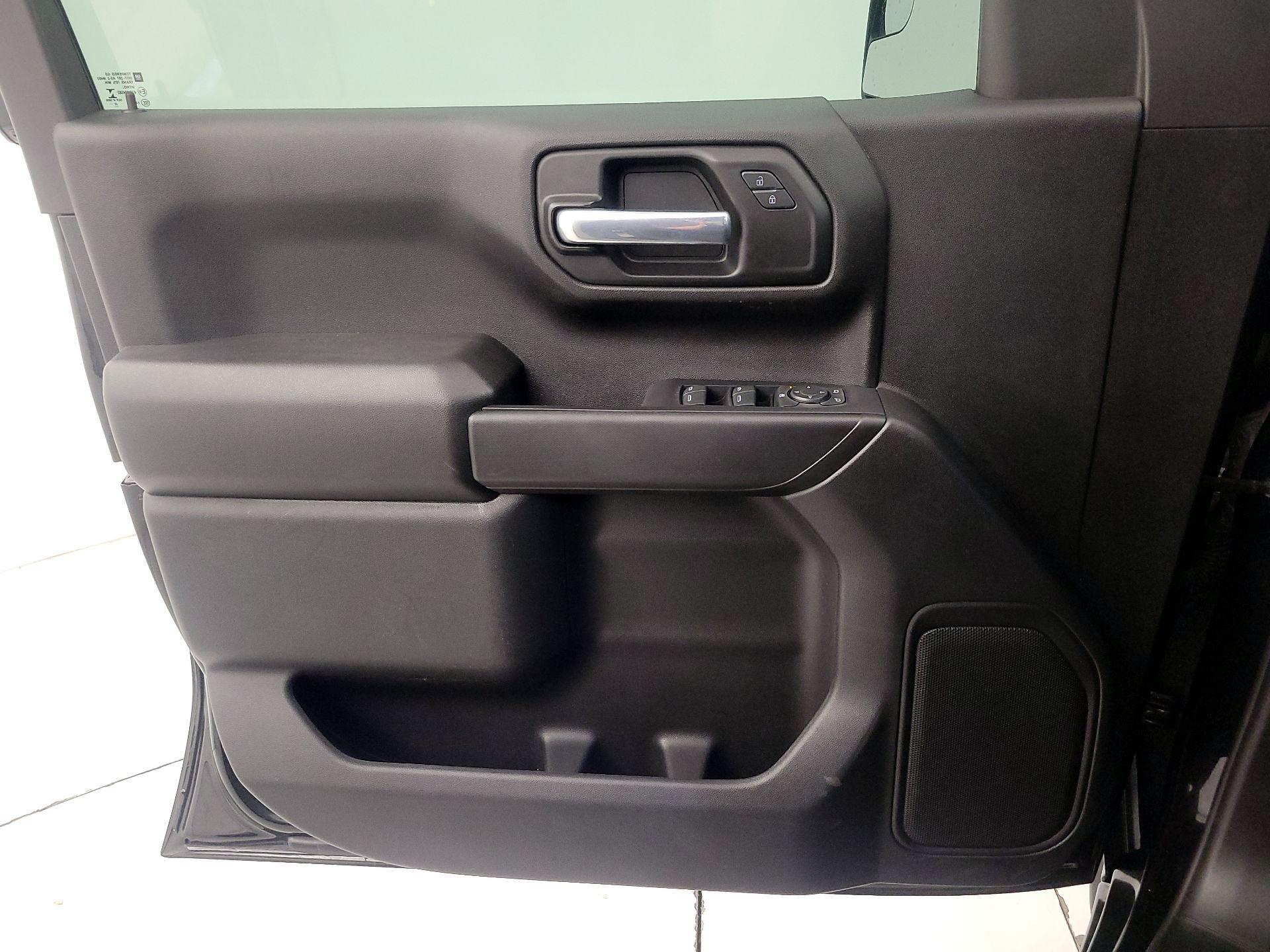 Thumbnail: 2023 Chevrolet Silverado 1500 - 12