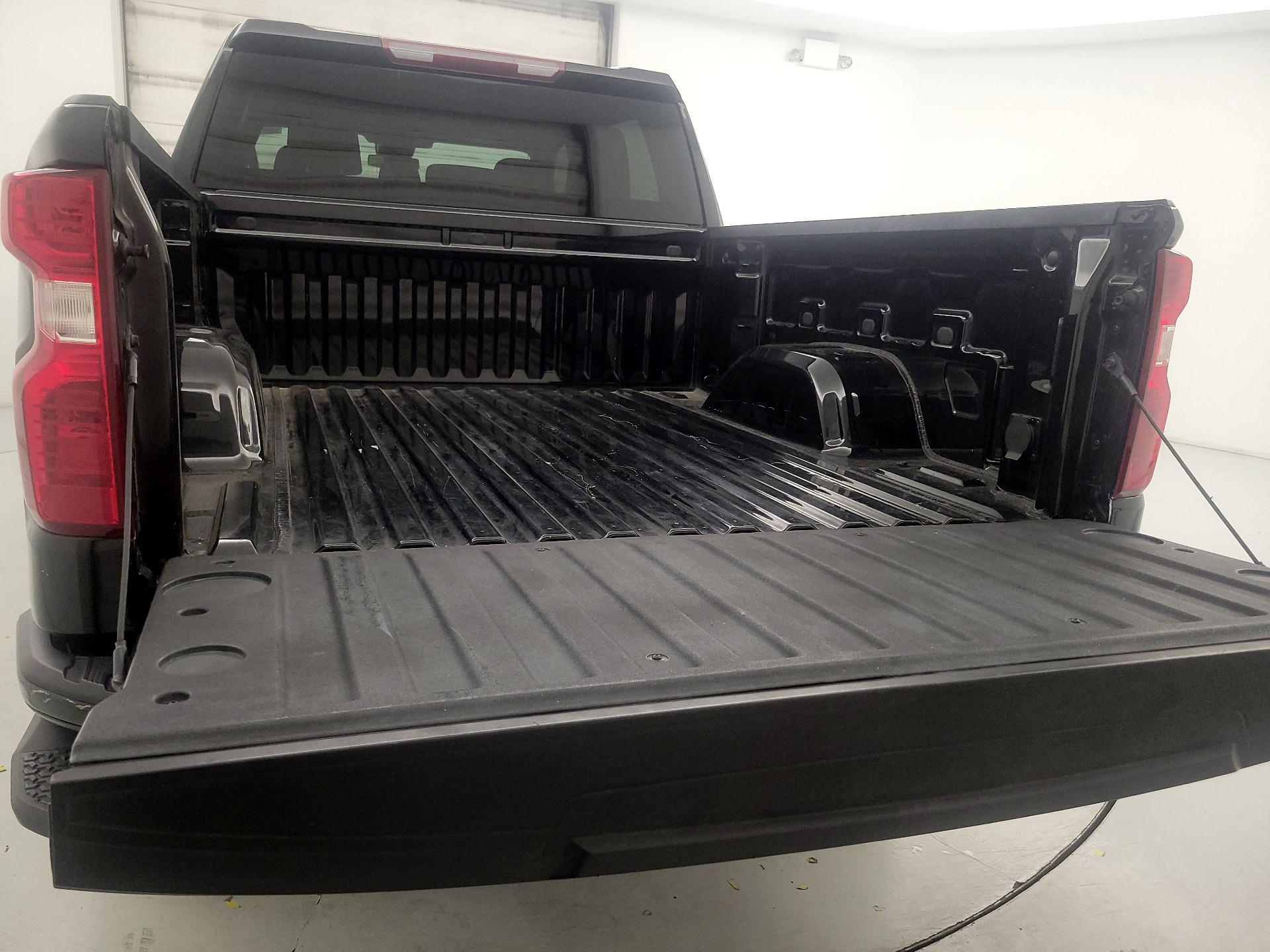 Thumbnail: 2023 Chevrolet Silverado 1500 - 20