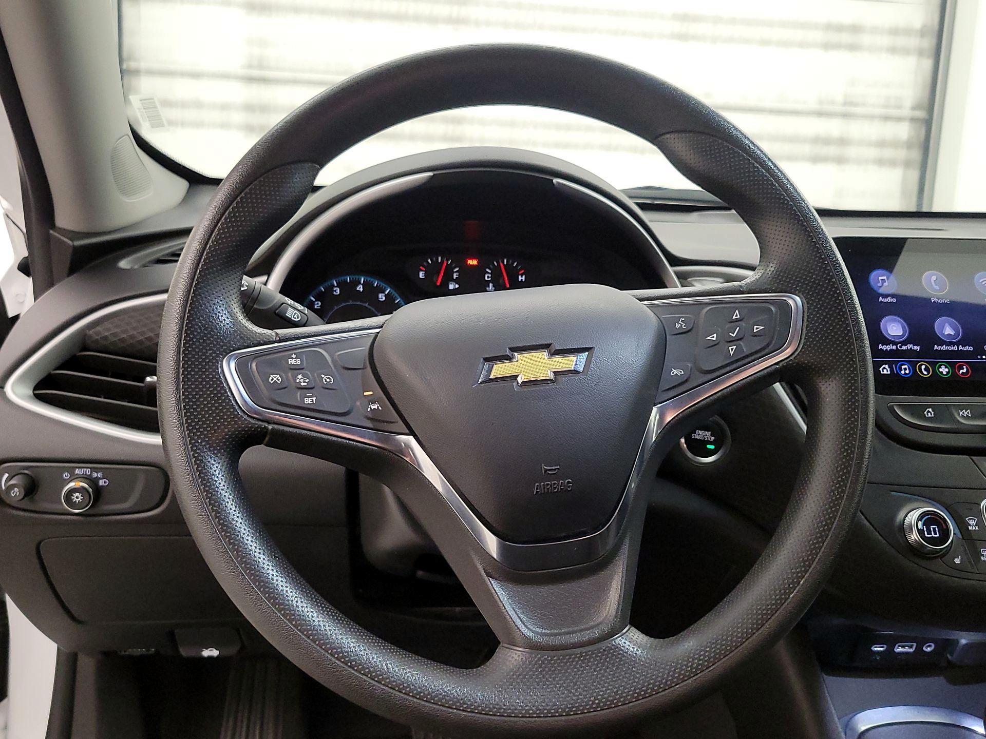 Thumbnail: 2023 Chevrolet Malibu - 10