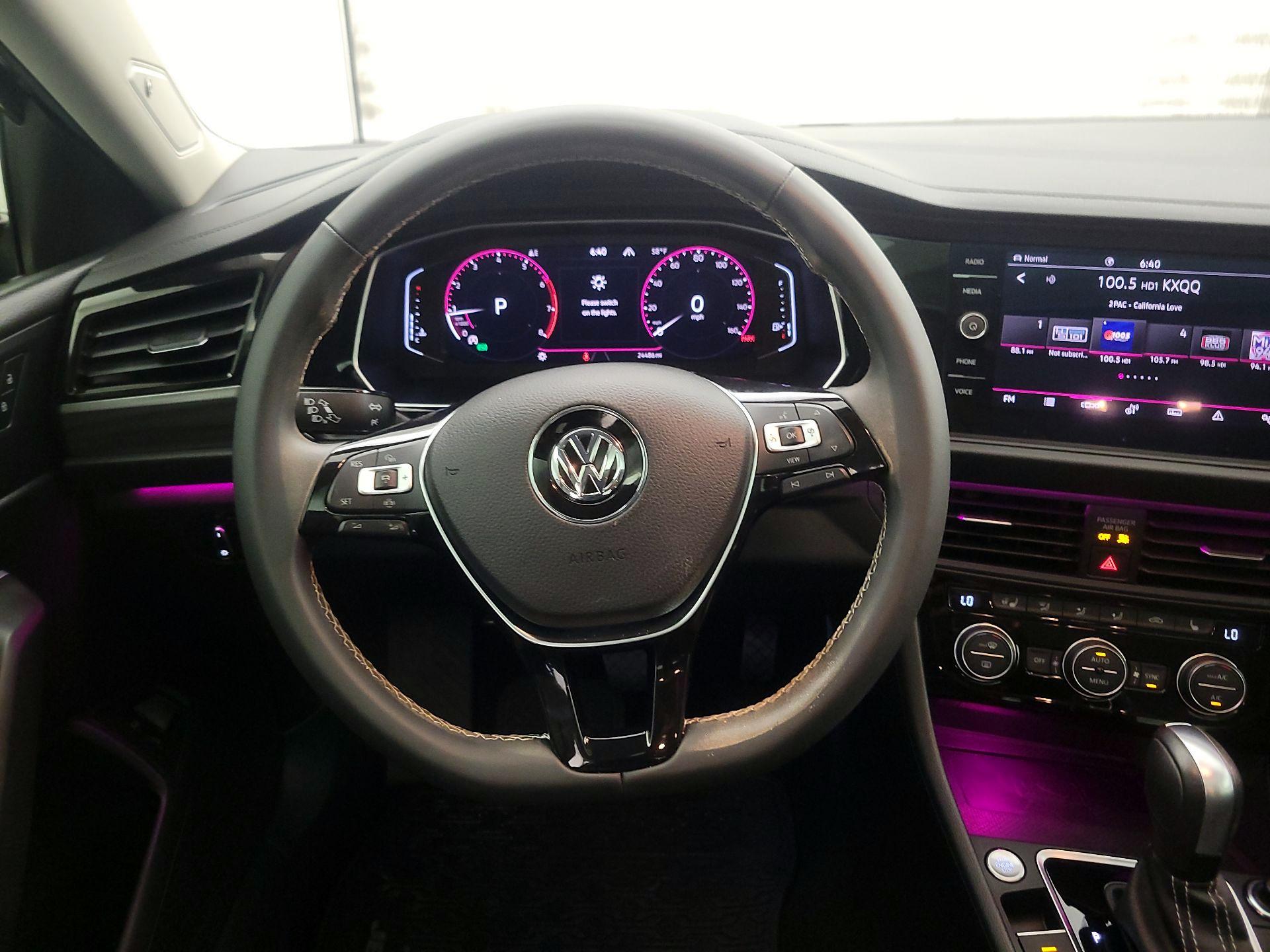 Thumbnail: 2021 Volkswagen Jetta - 10
