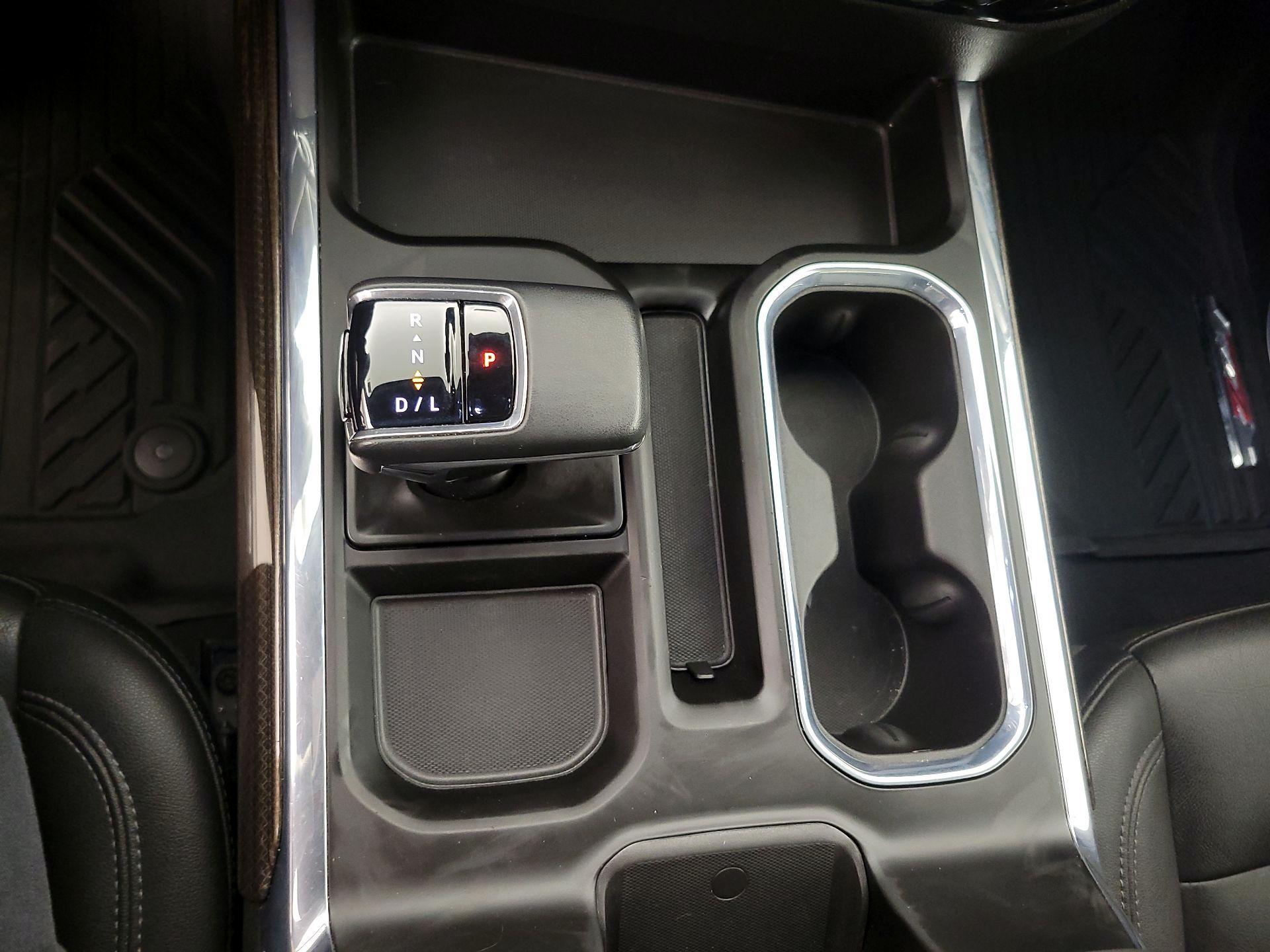 Thumbnail: 2024 Chevrolet Silverado 1500 - 17