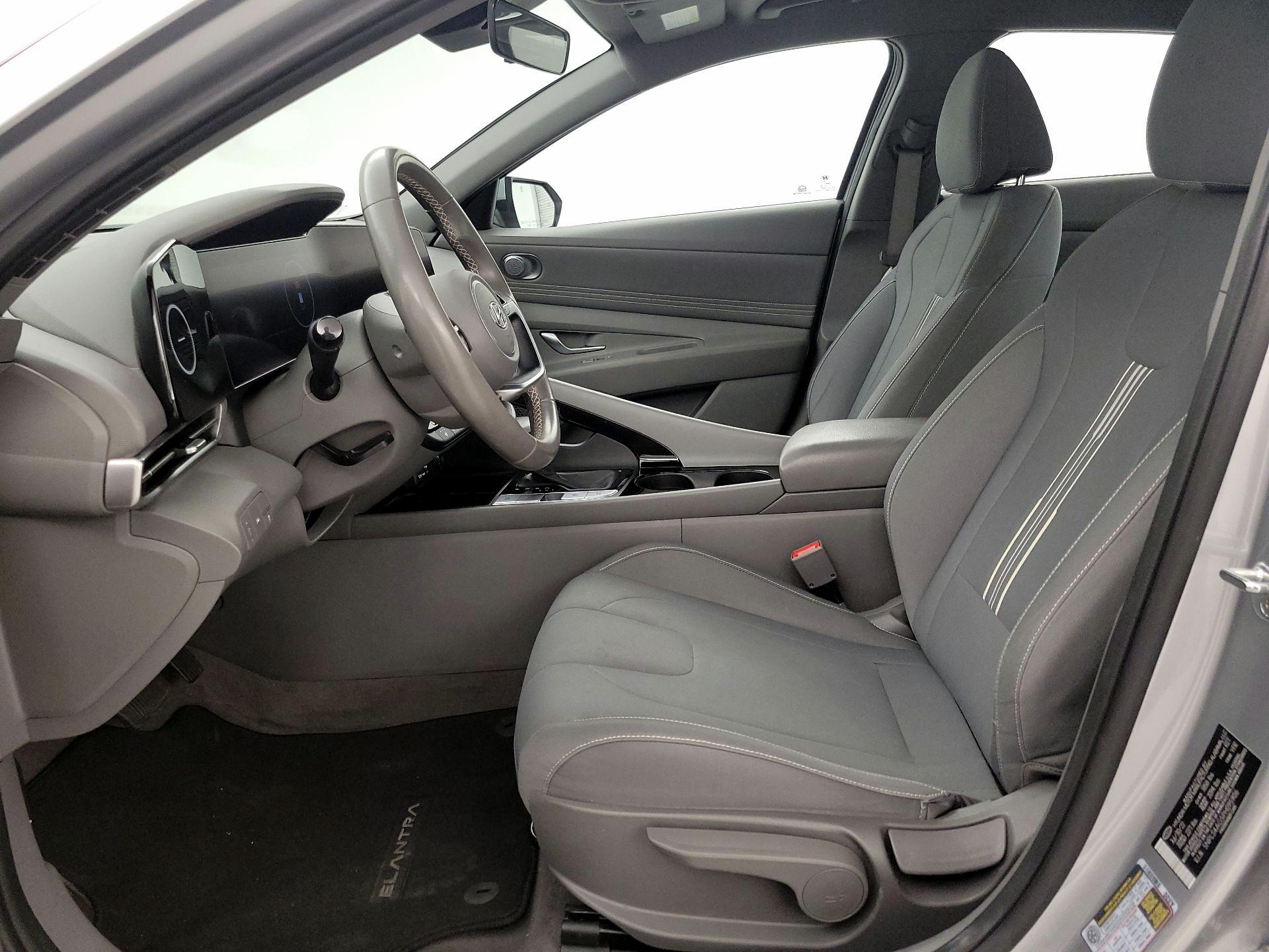 Thumbnail: 2023 Hyundai Elantra - 11