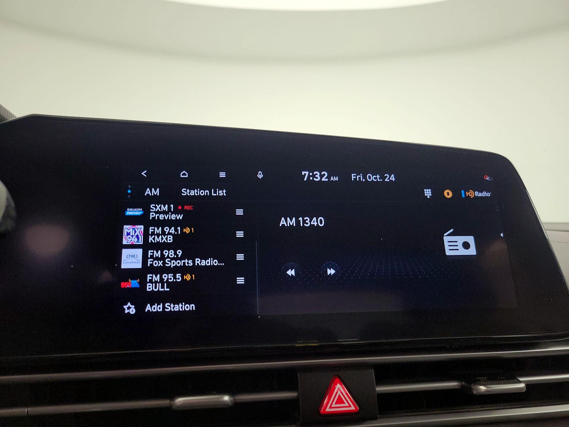 Thumbnail: 2023 Hyundai Elantra - 16