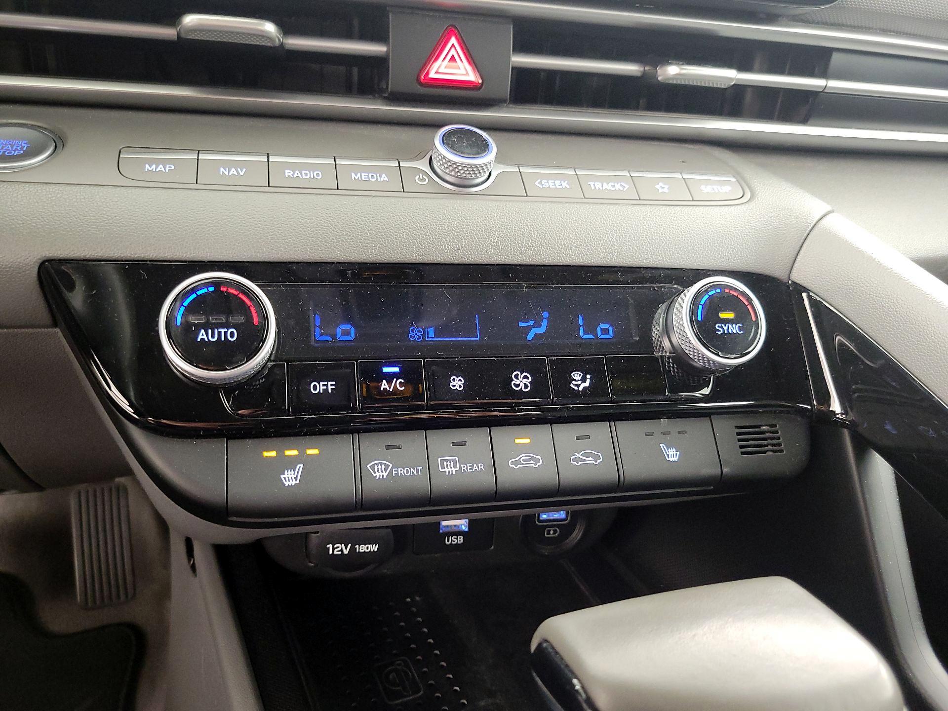 Thumbnail: 2023 Hyundai Elantra - 17