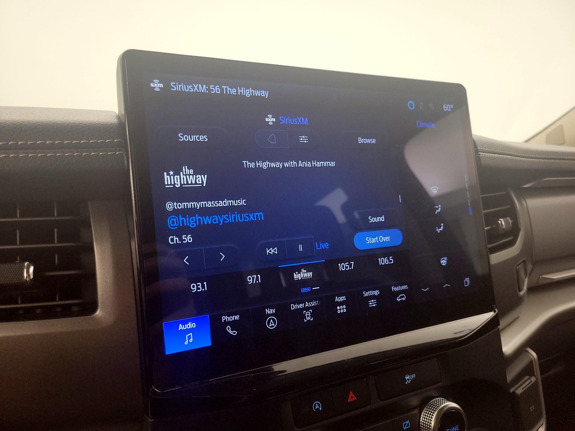 Thumbnail: 2023 Ford Expedition - 16