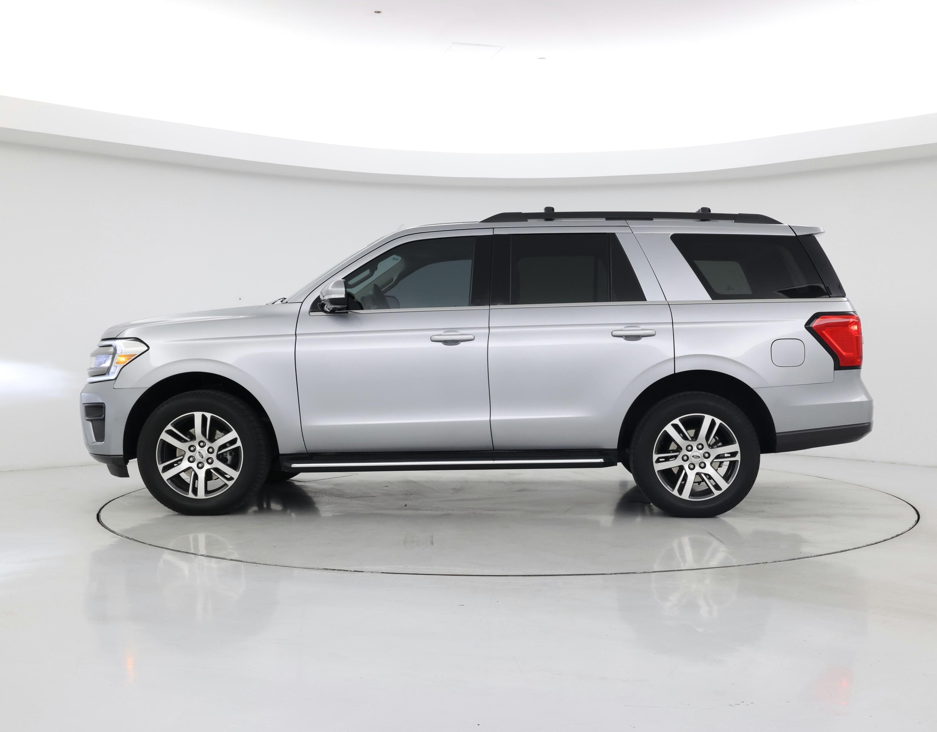 Thumbnail: 2023 Ford Expedition - 3