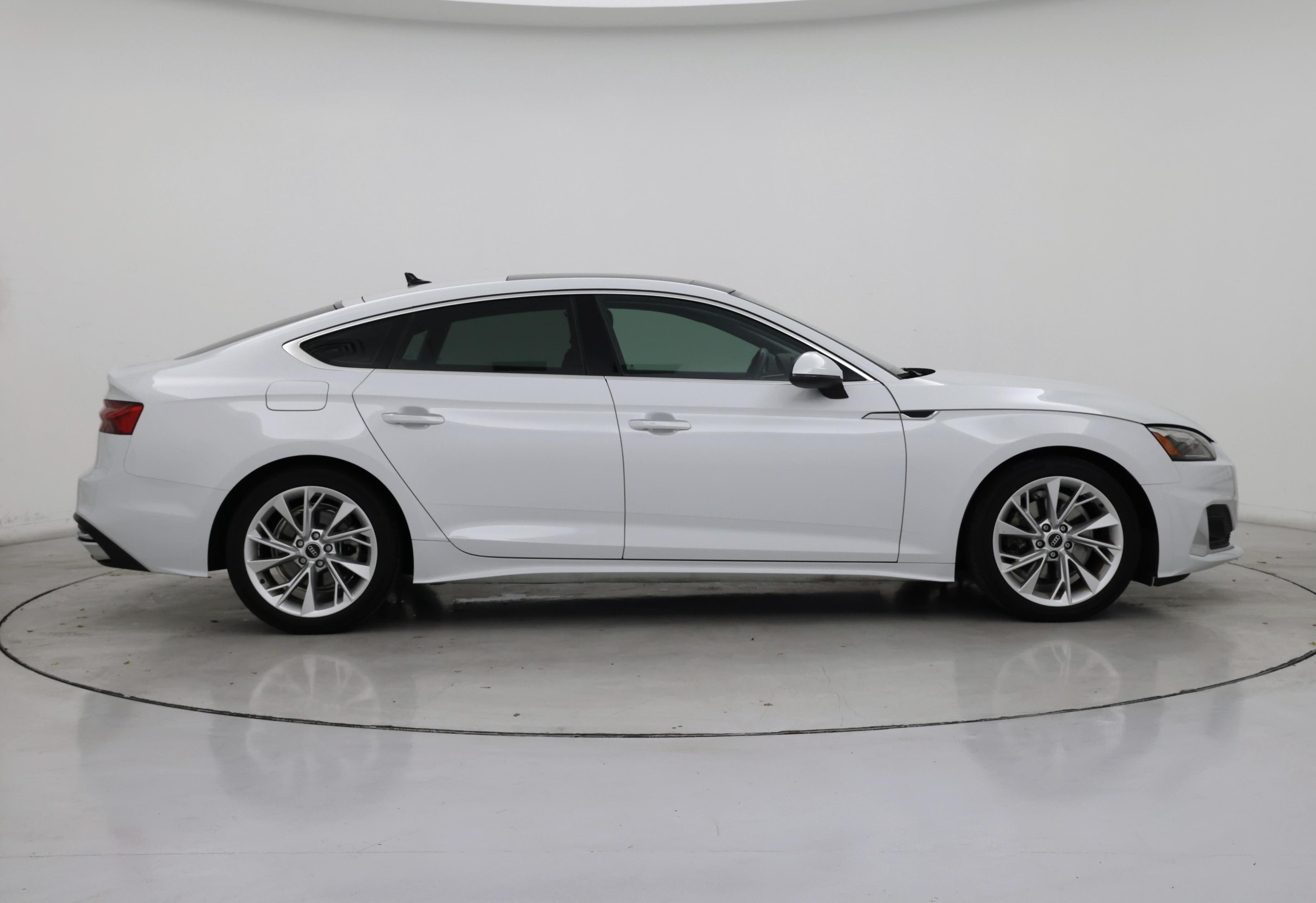 Thumbnail: 2022 Audi A5 - 7