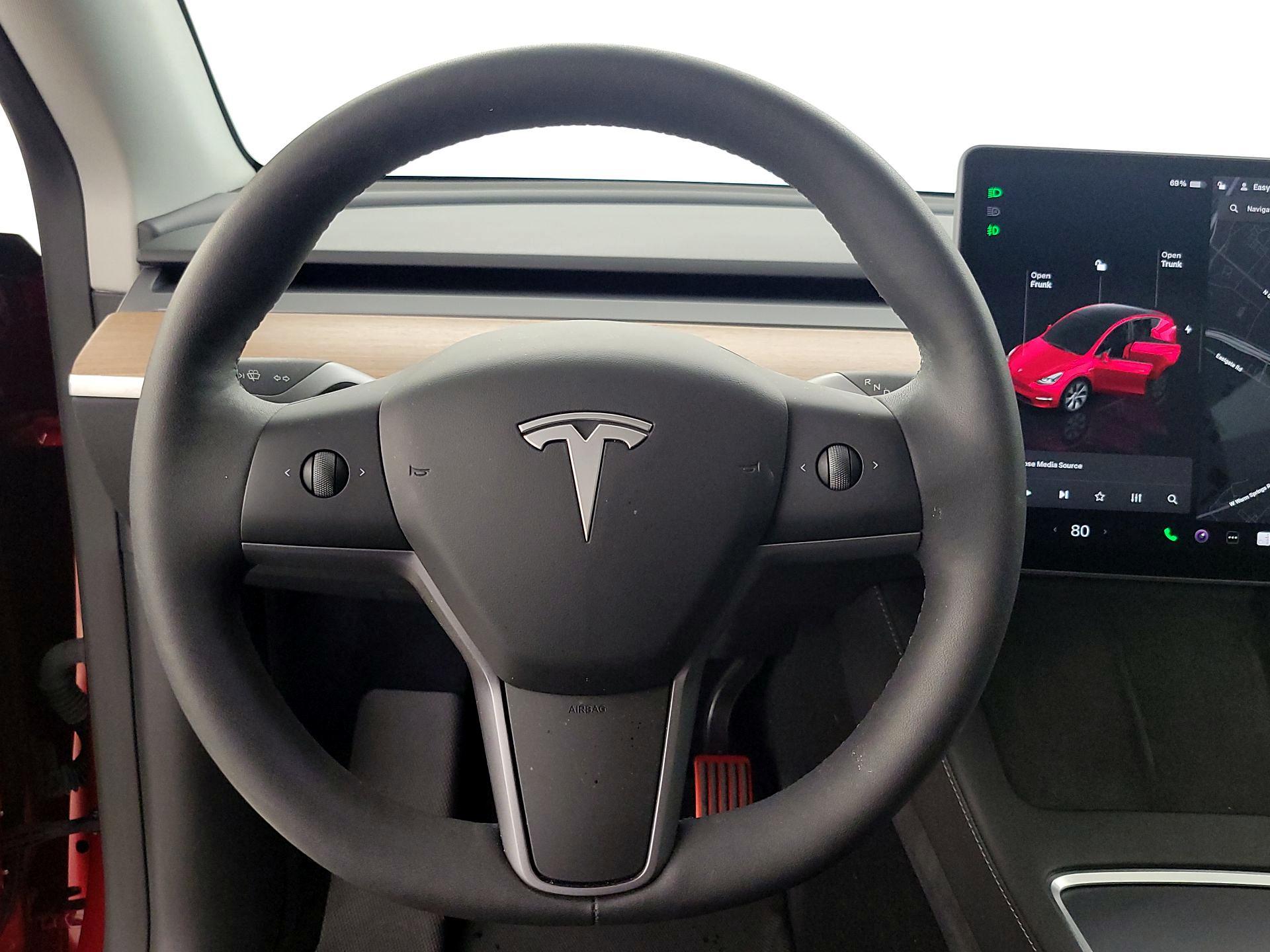 Thumbnail: 2024 Tesla Model Y - 10