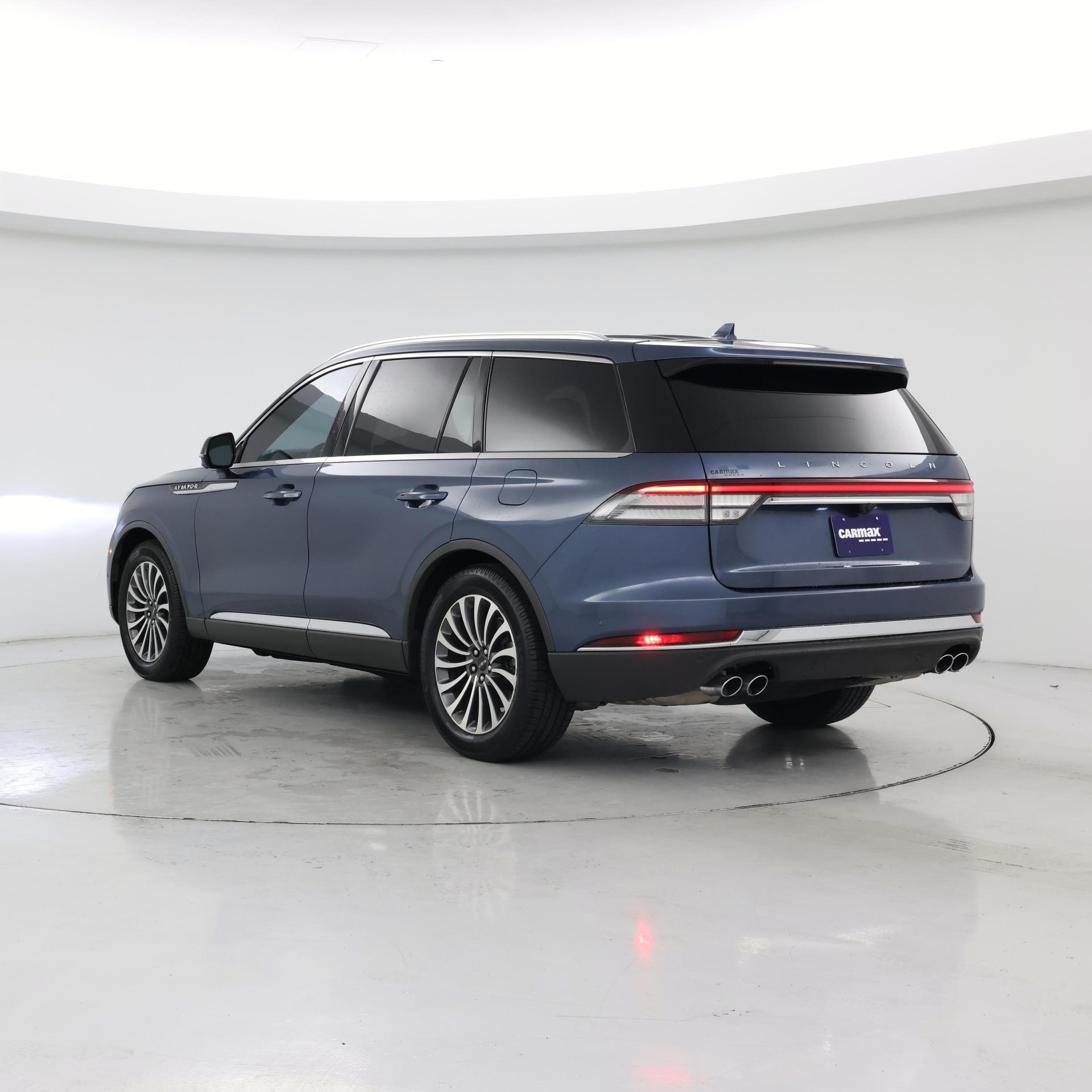 Thumbnail: 2020 Lincoln Aviator - 2