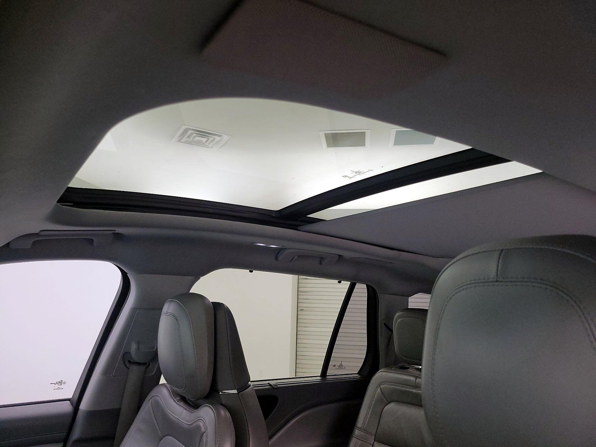 Thumbnail: 2020 Lincoln Aviator - 20