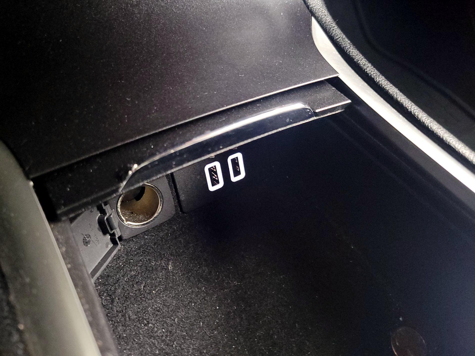 Thumbnail: 2019 Lincoln MKC - 18