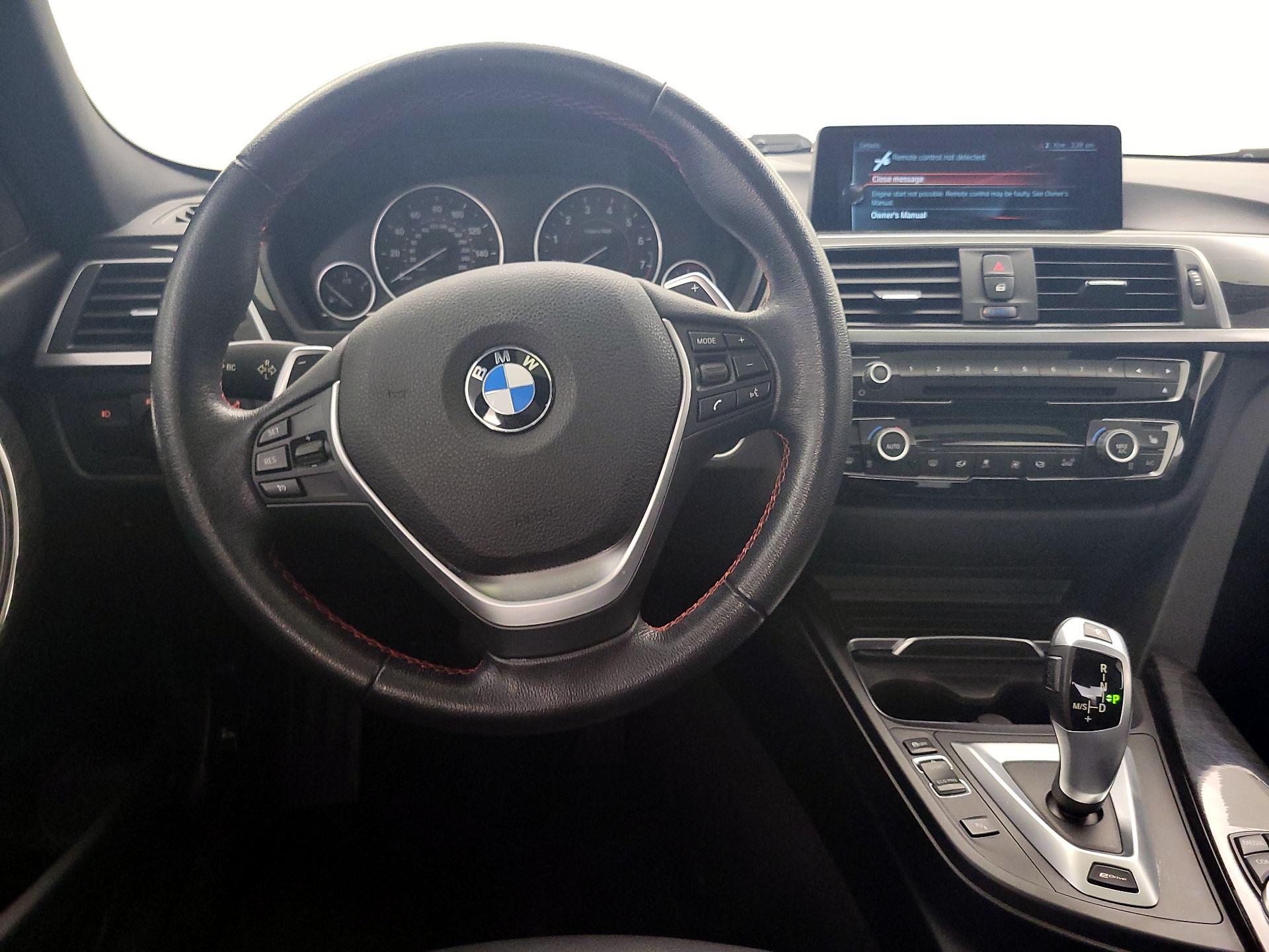 Thumbnail: 2017 BMW 3 Series - 10