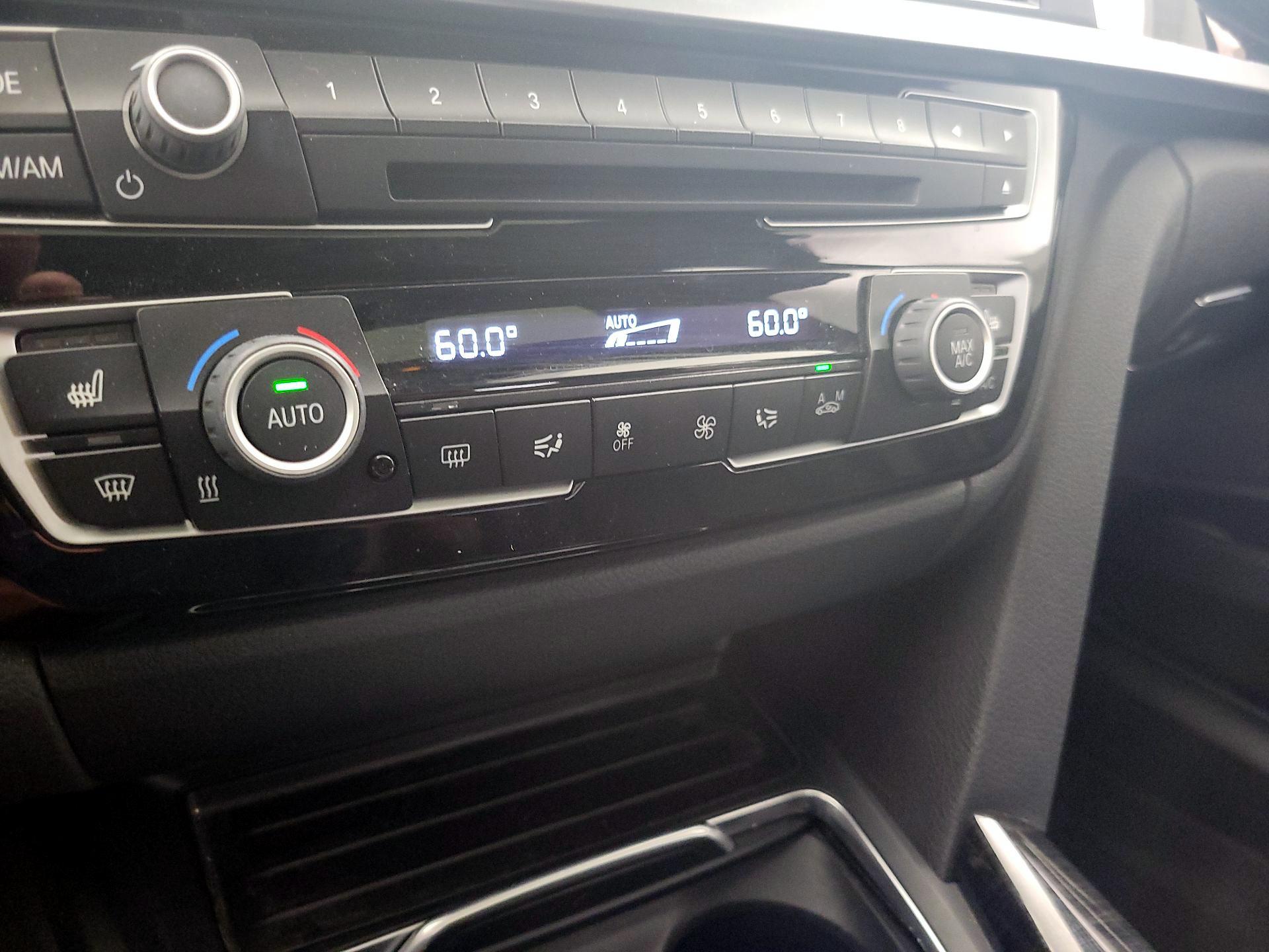 Thumbnail: 2017 BMW 3 Series - 16