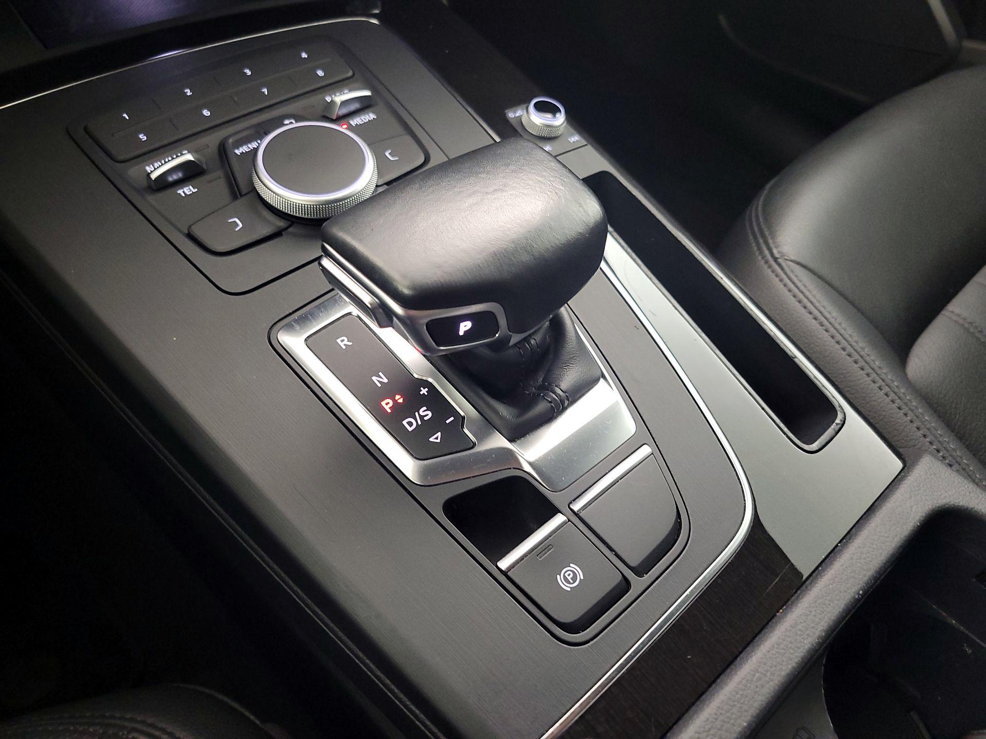 Thumbnail: 2018 Audi Q5 - 17