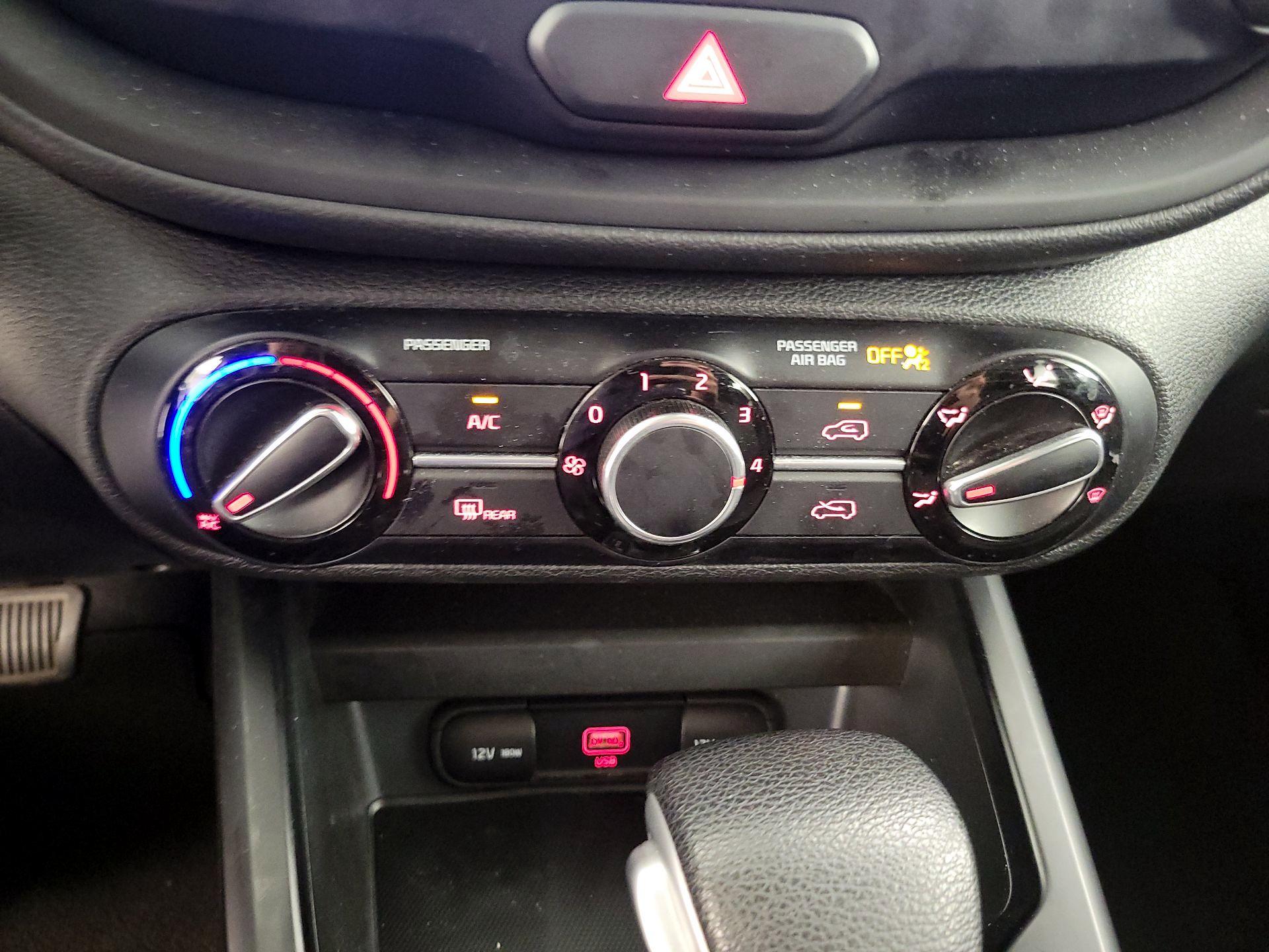 Thumbnail: 2022 Kia Soul - 16