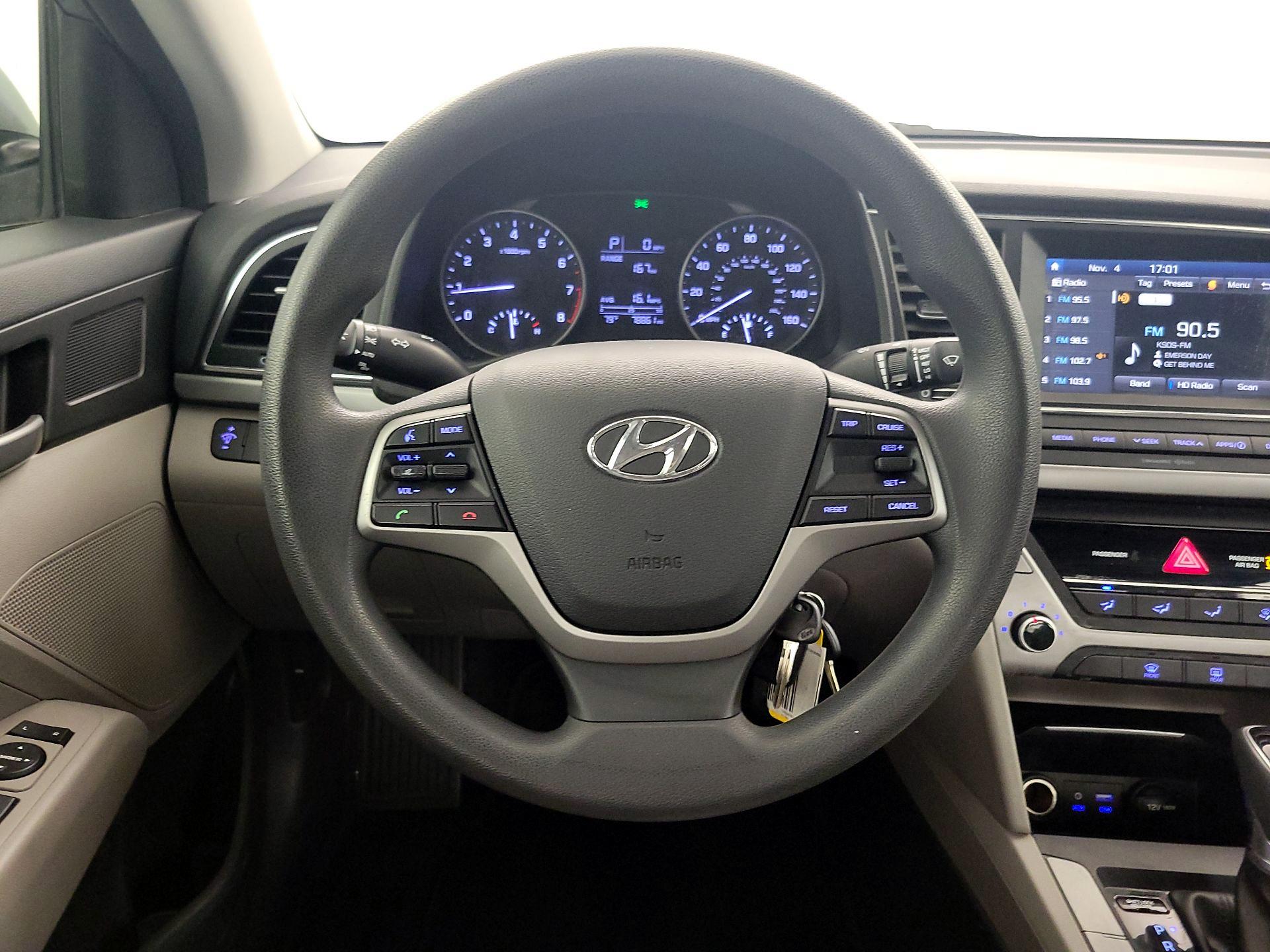 Thumbnail: 2017 Hyundai Elantra - 10