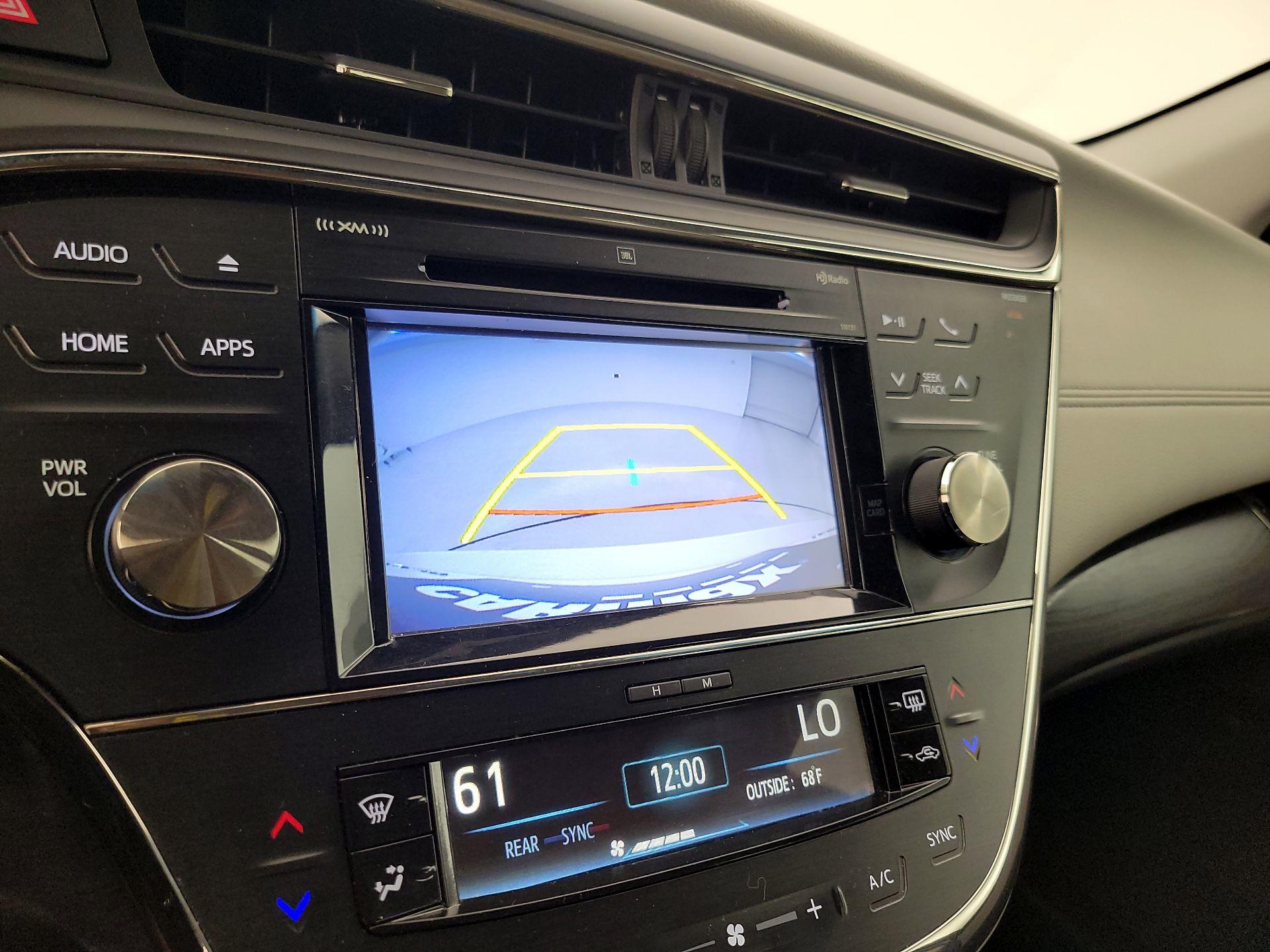 Thumbnail: 2016 Toyota Avalon - 14