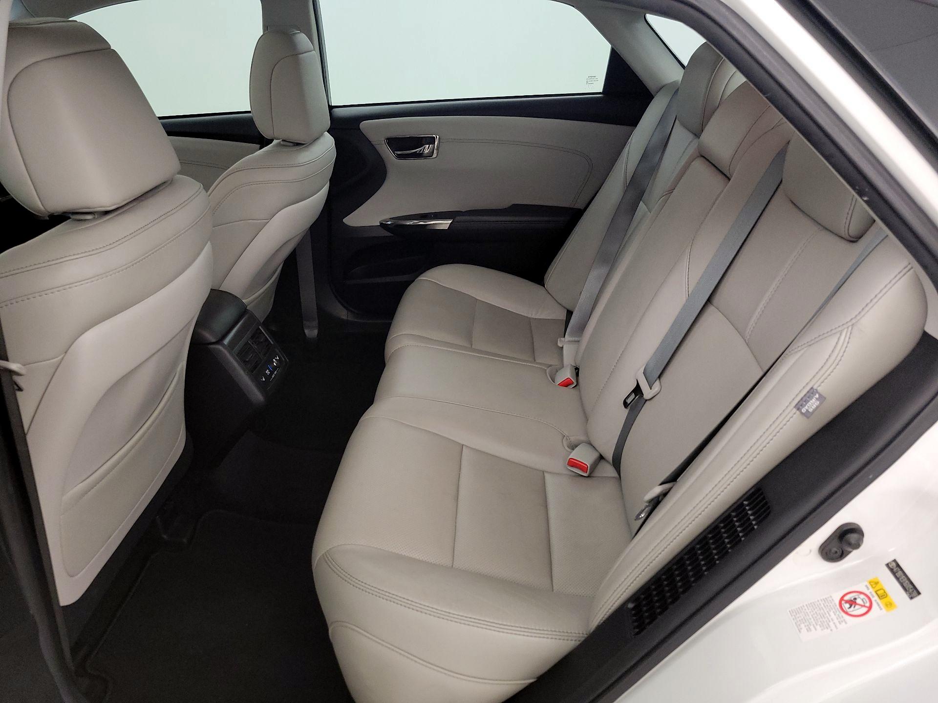Thumbnail: 2016 Toyota Avalon - 20