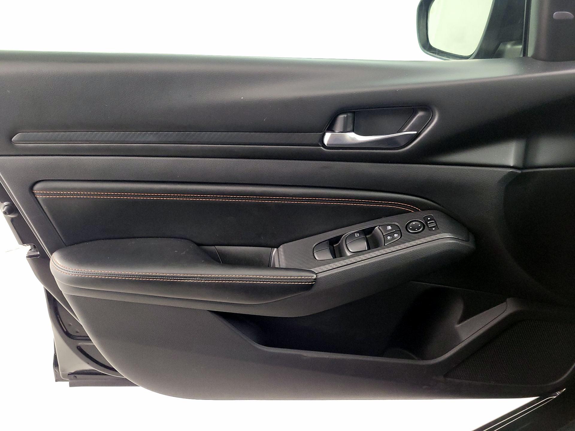 Thumbnail: 2020 Nissan Altima - 12