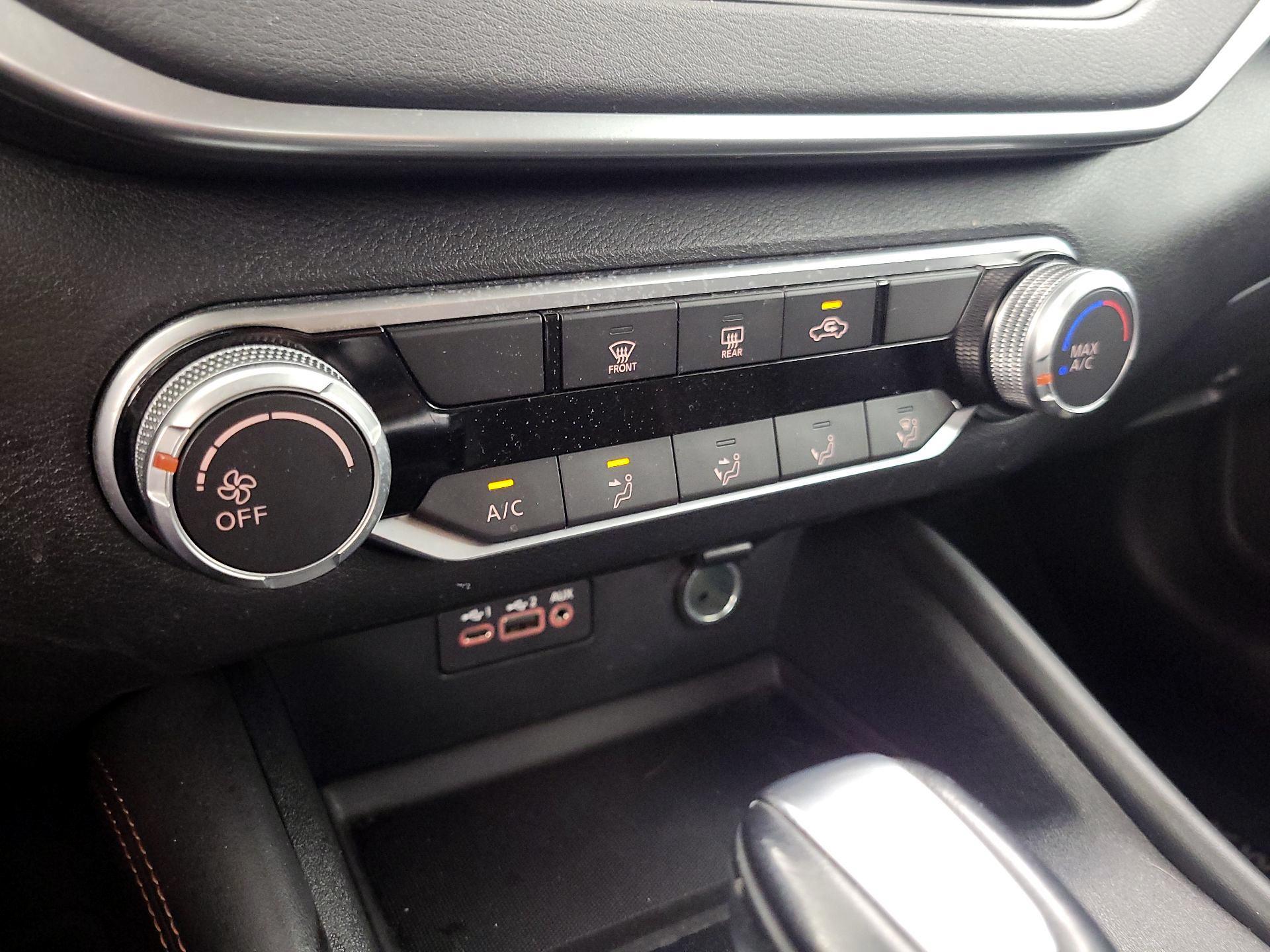 Thumbnail: 2020 Nissan Altima - 16