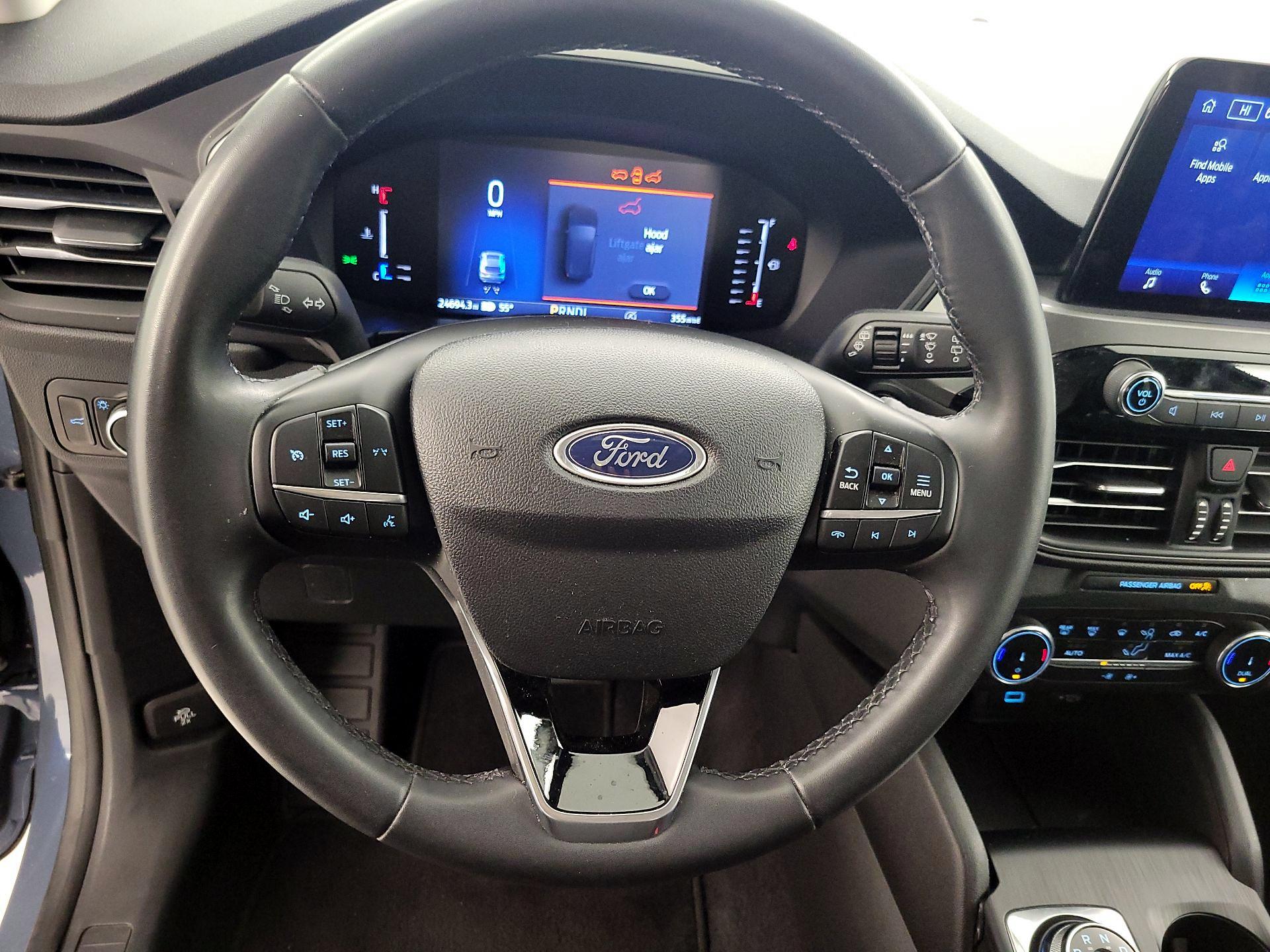 Thumbnail: 2023 Ford Escape - 10
