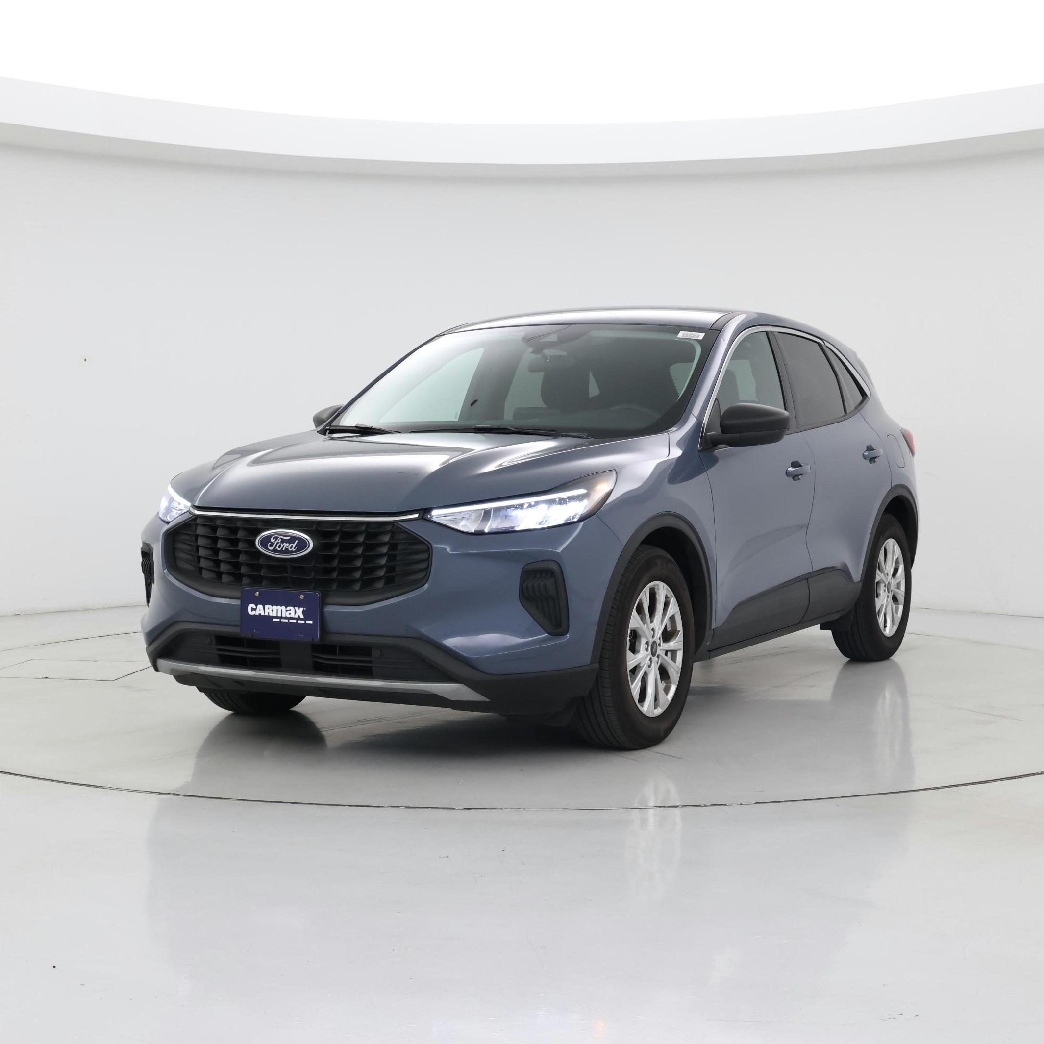 Thumbnail: 2023 Ford Escape - 4