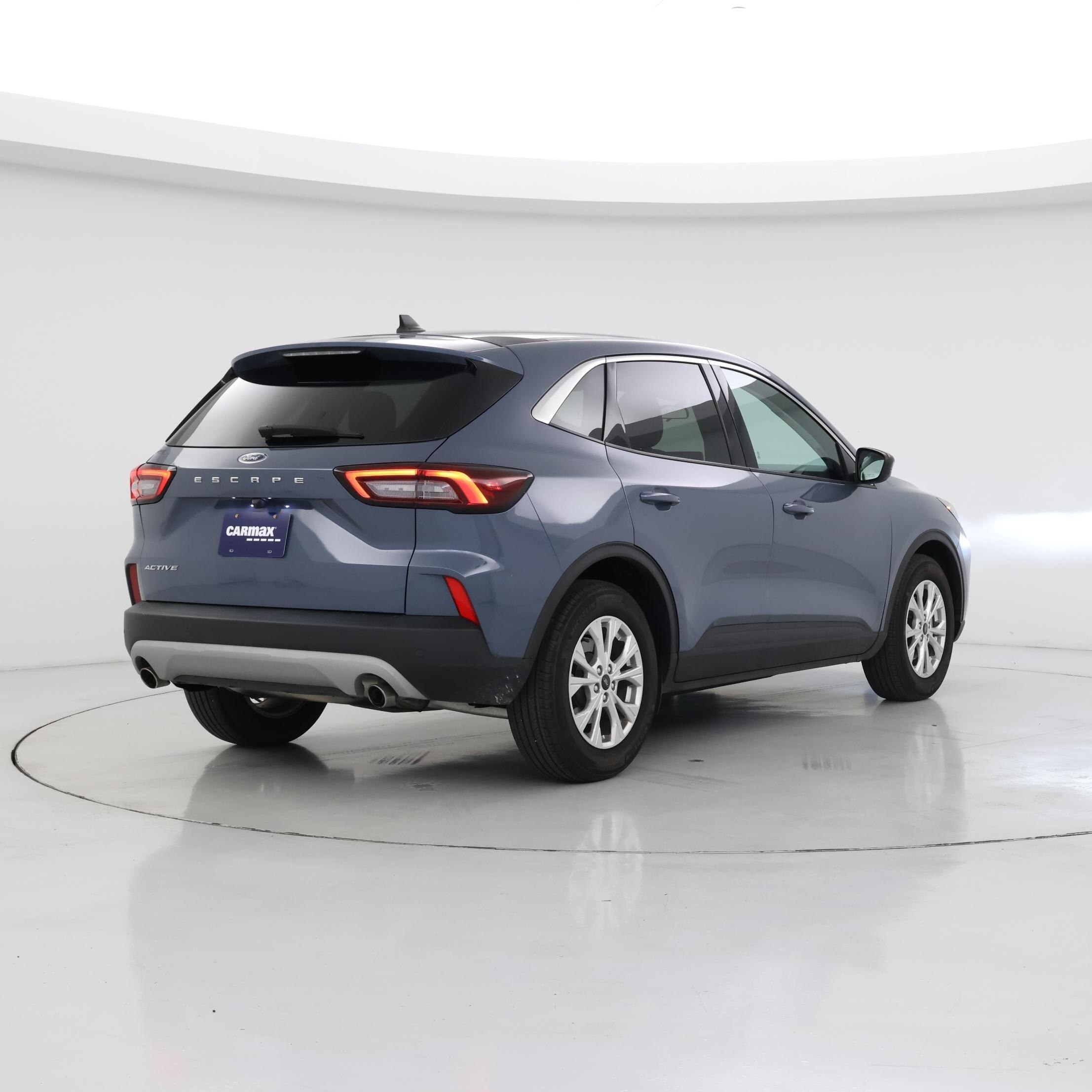 Thumbnail: 2023 Ford Escape - 8