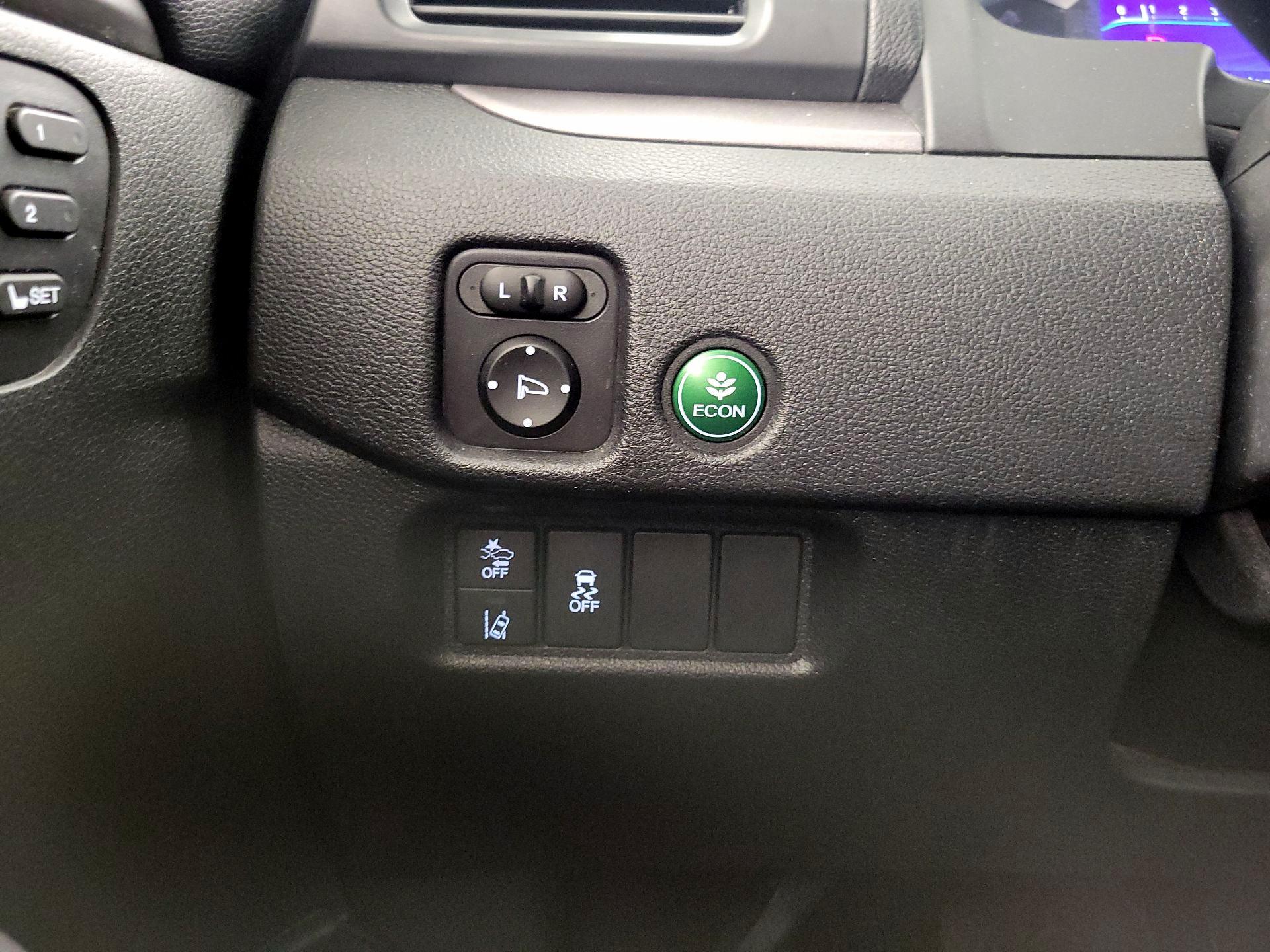 Thumbnail: 2019 Honda Passport - 13