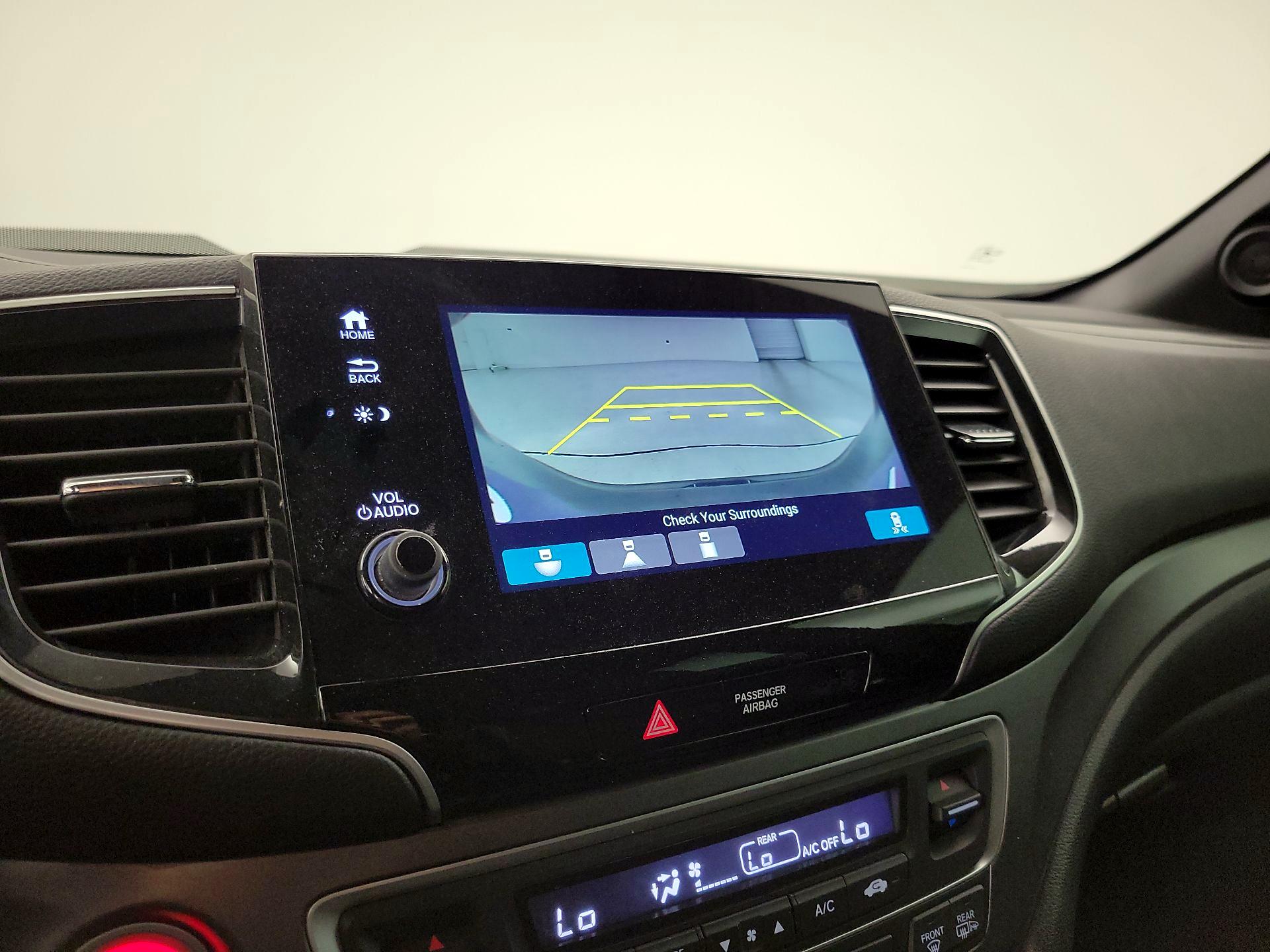 Thumbnail: 2019 Honda Passport - 14