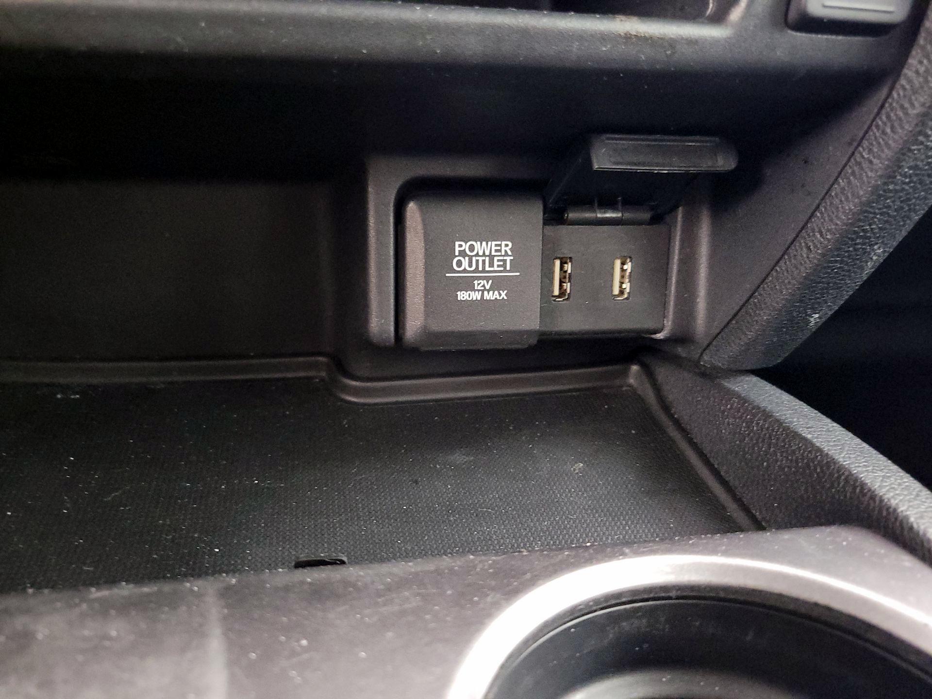 Thumbnail: 2018 Honda Pilot - 18