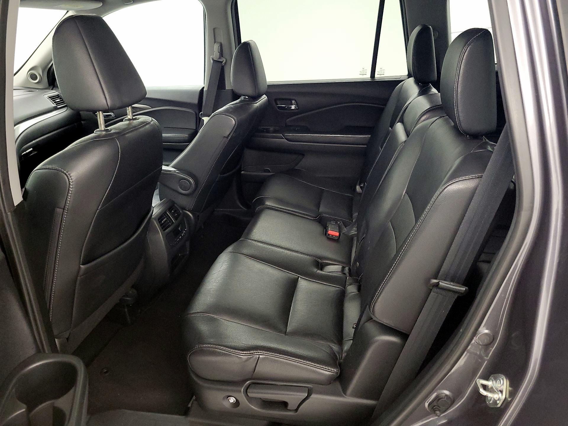 Thumbnail: 2018 Honda Pilot - 20