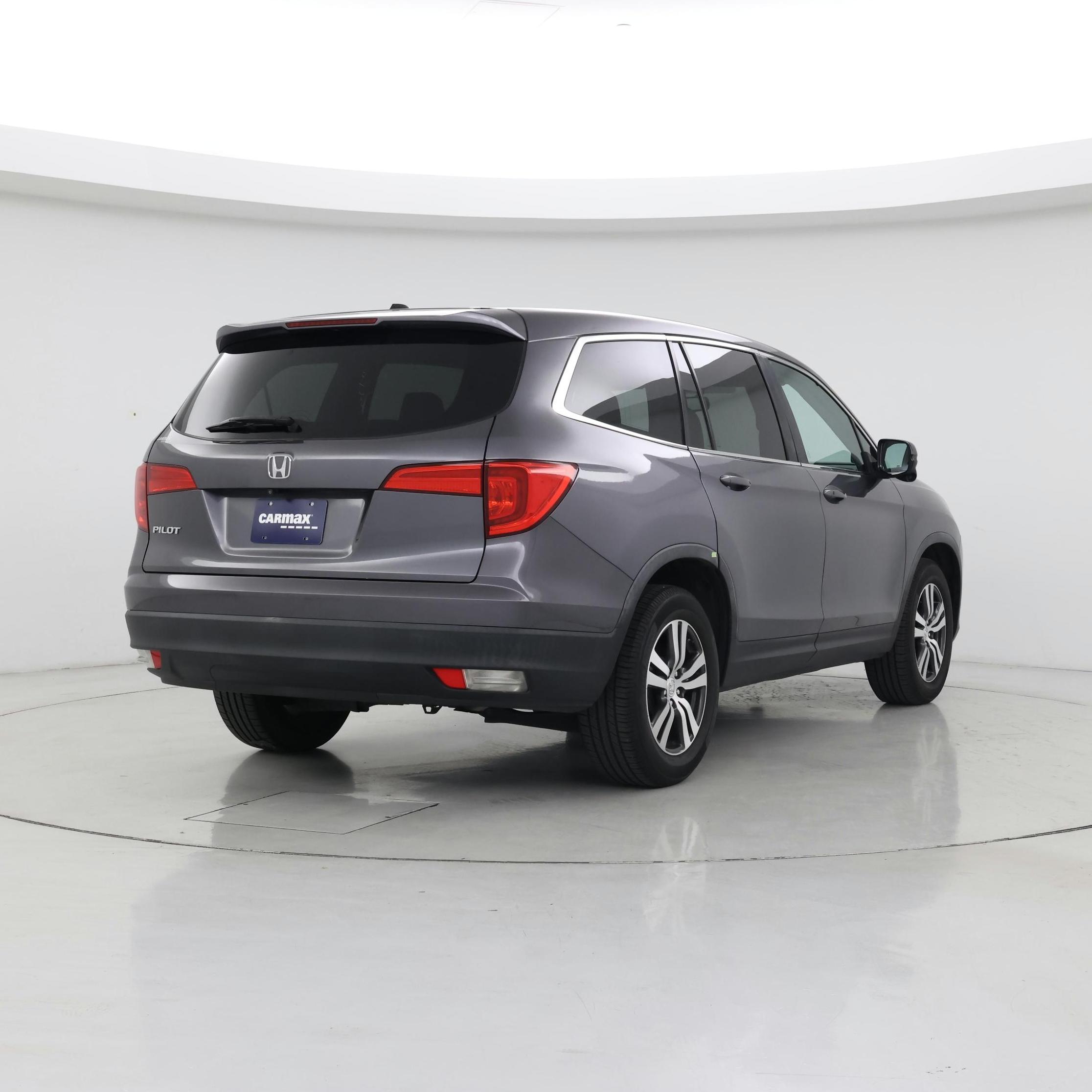 Thumbnail: 2018 Honda Pilot - 8