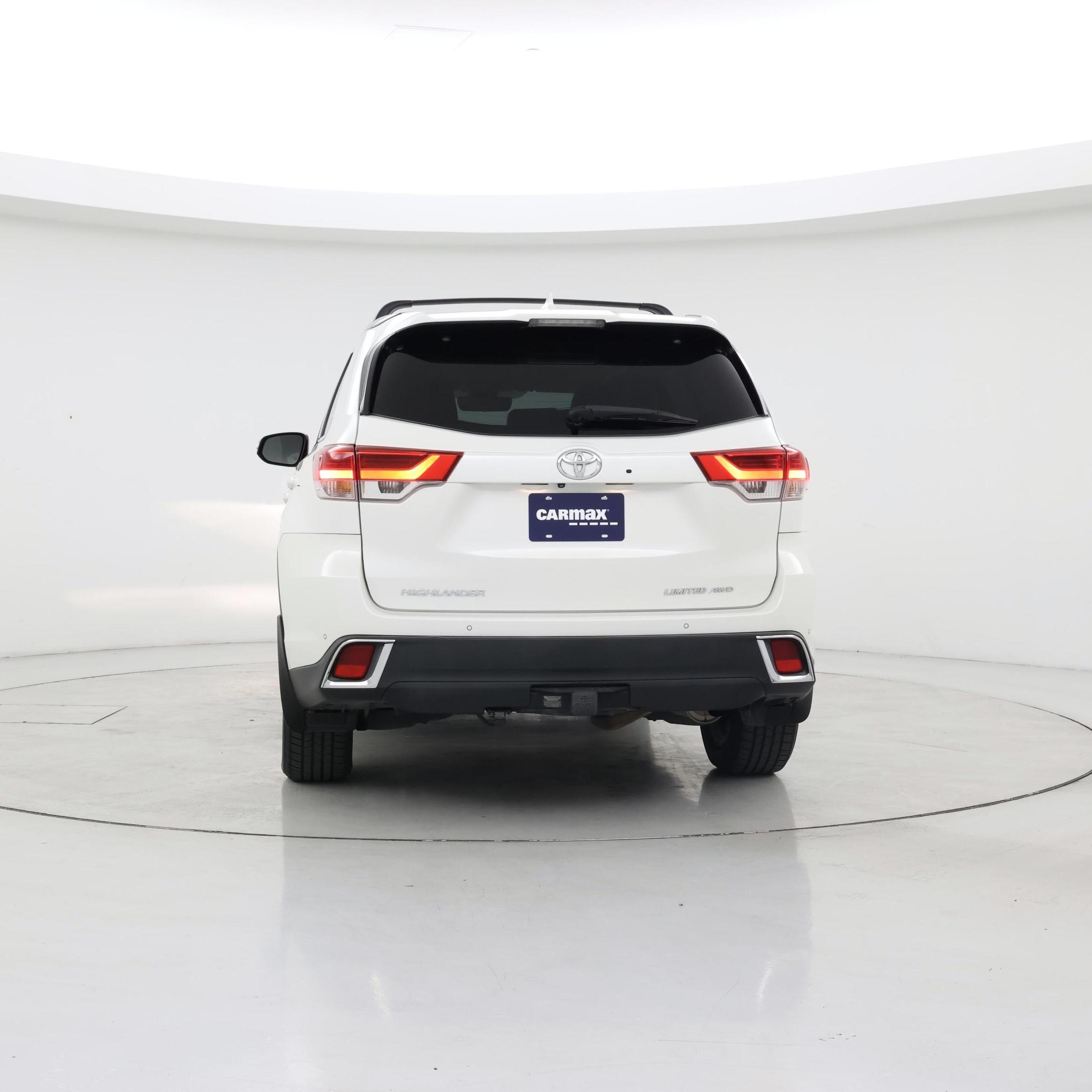 Thumbnail: 2017 Toyota Highlander - 6