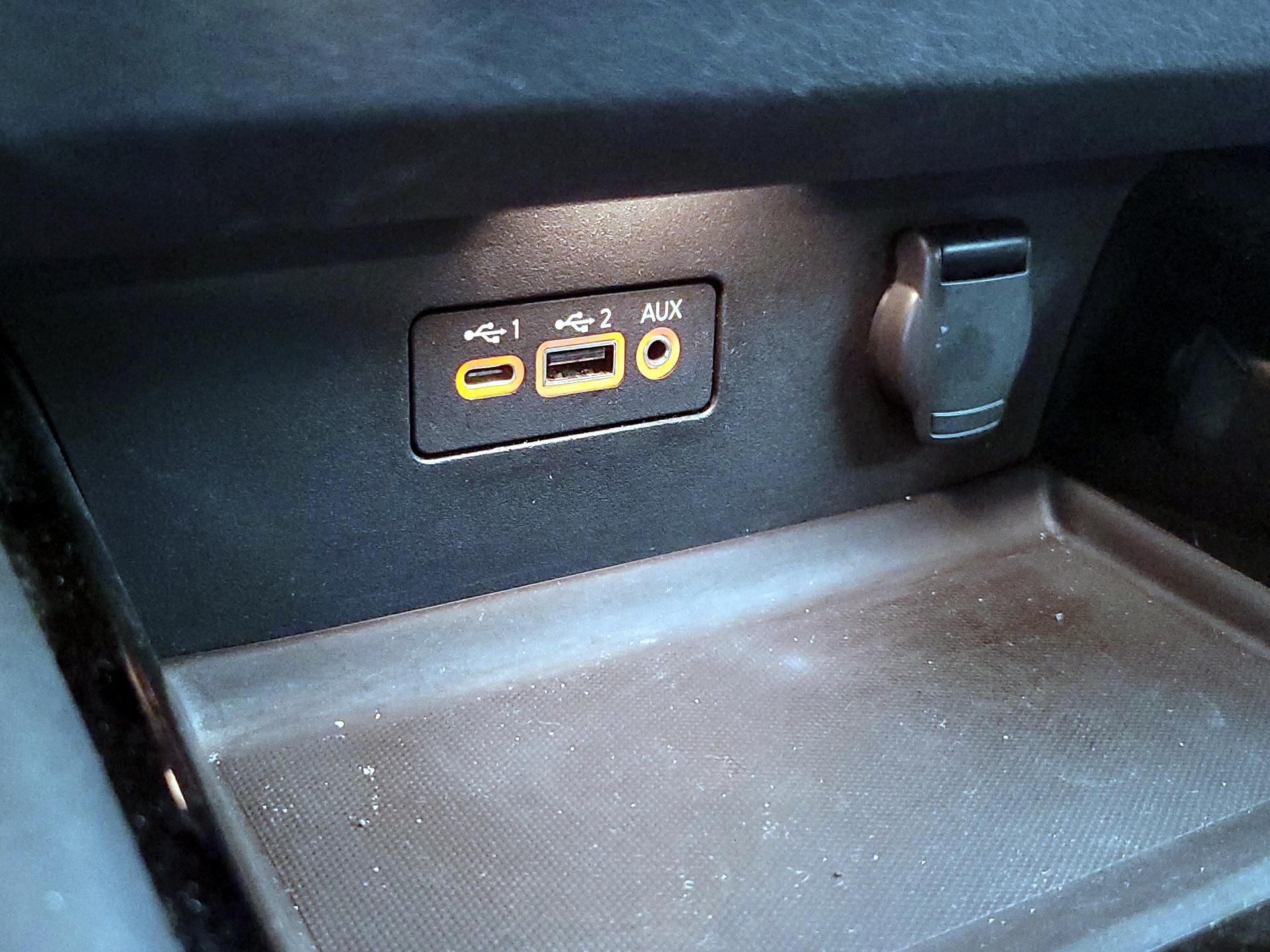 Thumbnail: 2021 Nissan Altima - 19