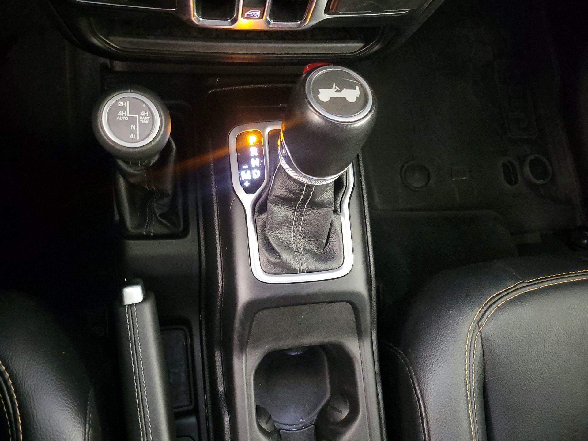 Thumbnail: 2024 Jeep Wrangler - 18