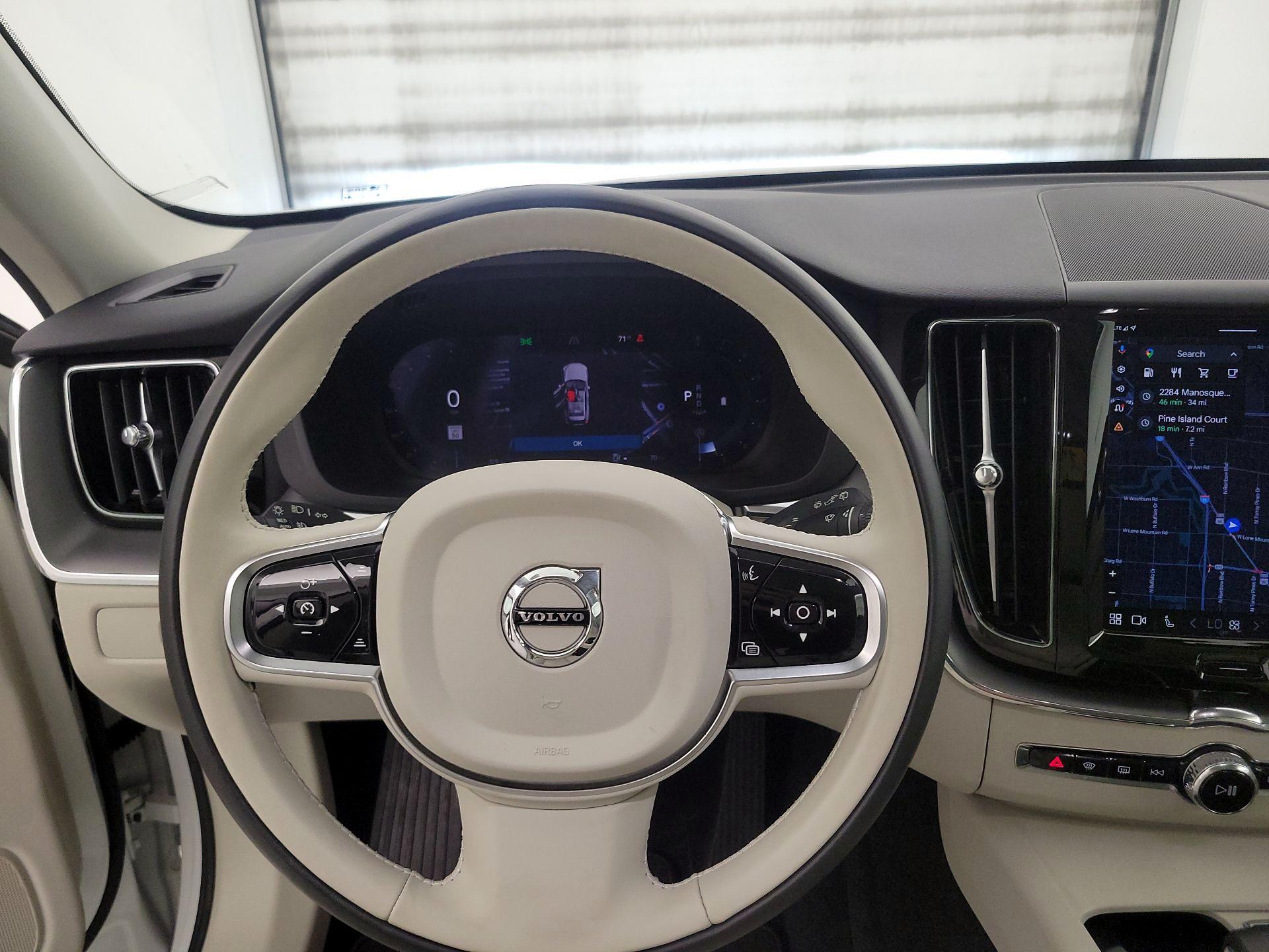 Thumbnail: 2024 Volvo XC60 - 10