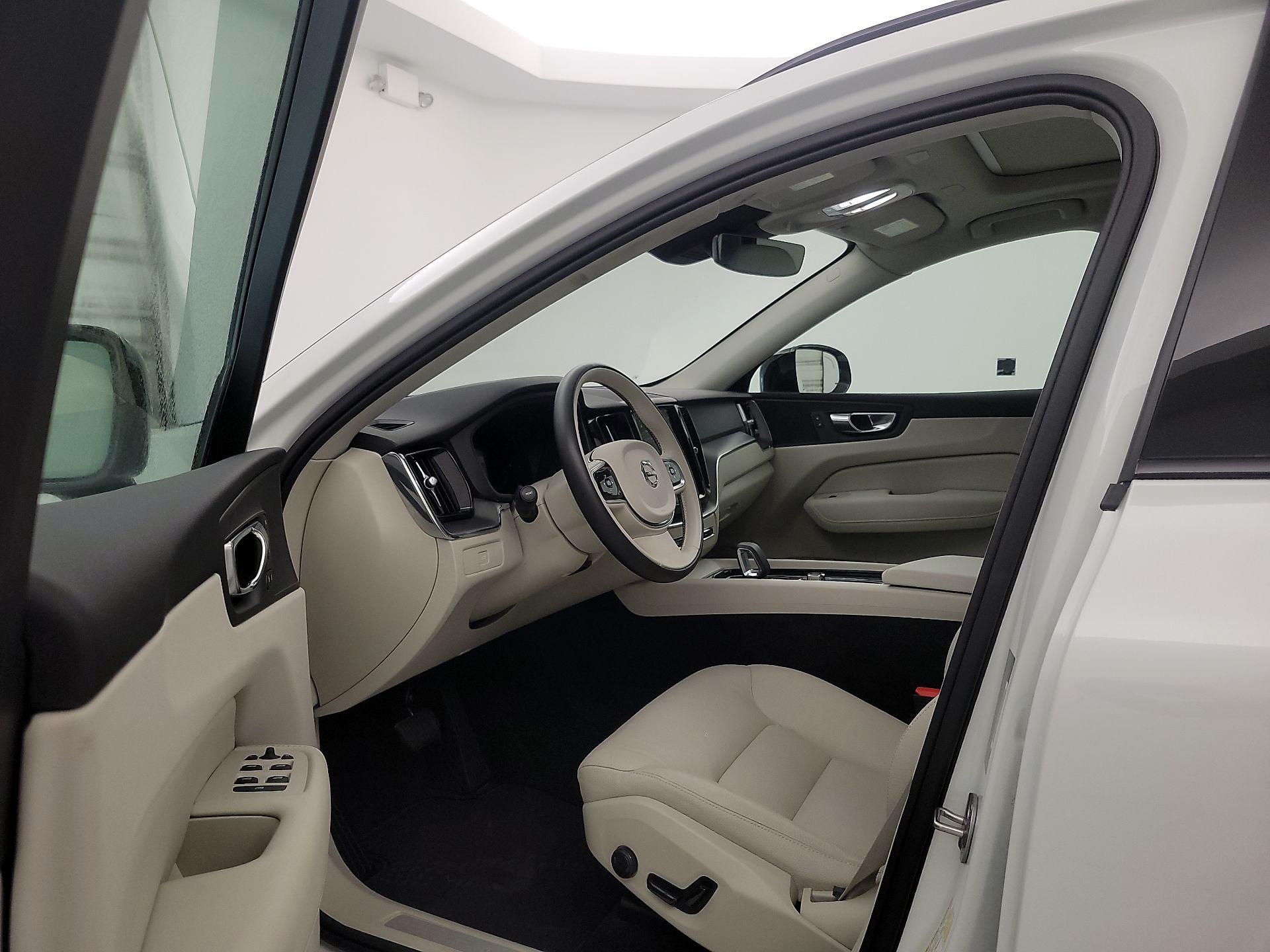 Thumbnail: 2024 Volvo XC60 - 11