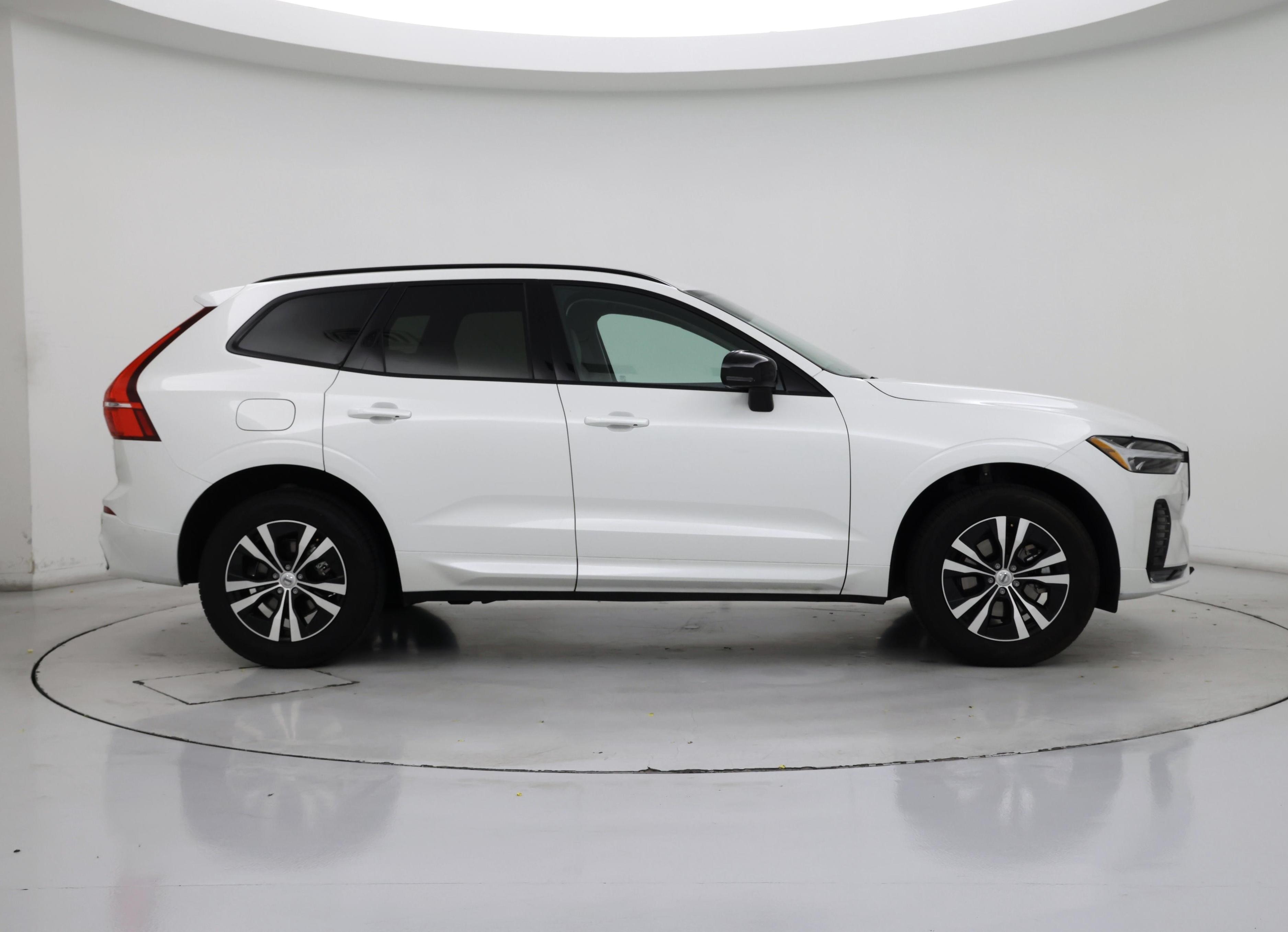 Thumbnail: 2024 Volvo XC60 - 7