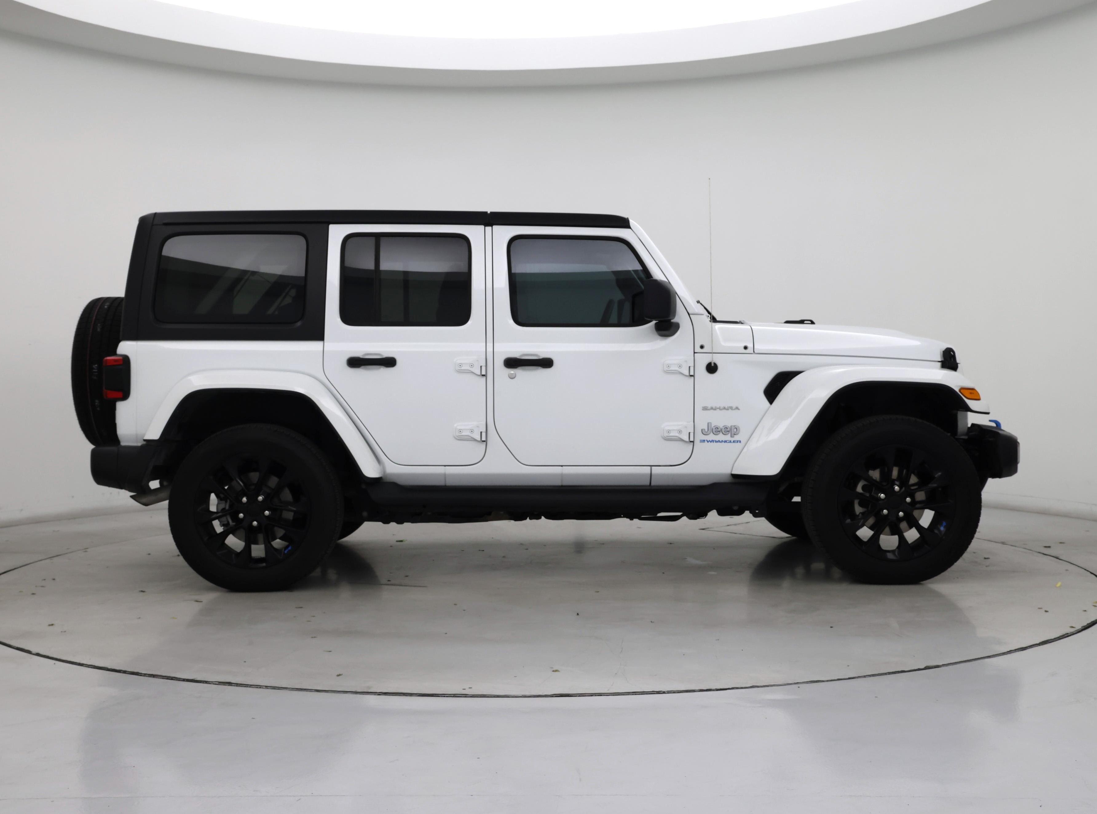 Thumbnail: 2023 Jeep Wrangler - 7