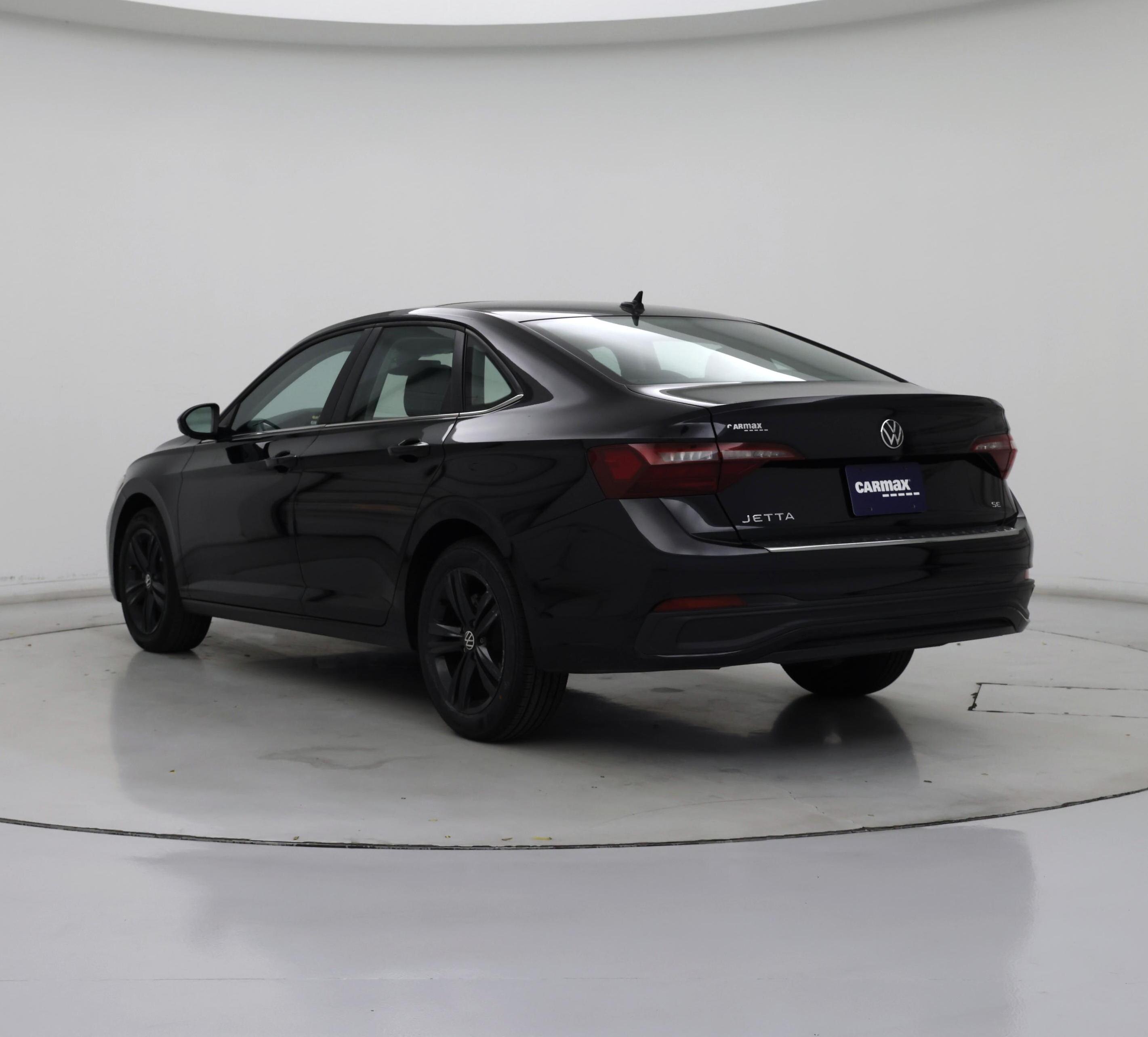 Thumbnail: 2023 Volkswagen Jetta - 2