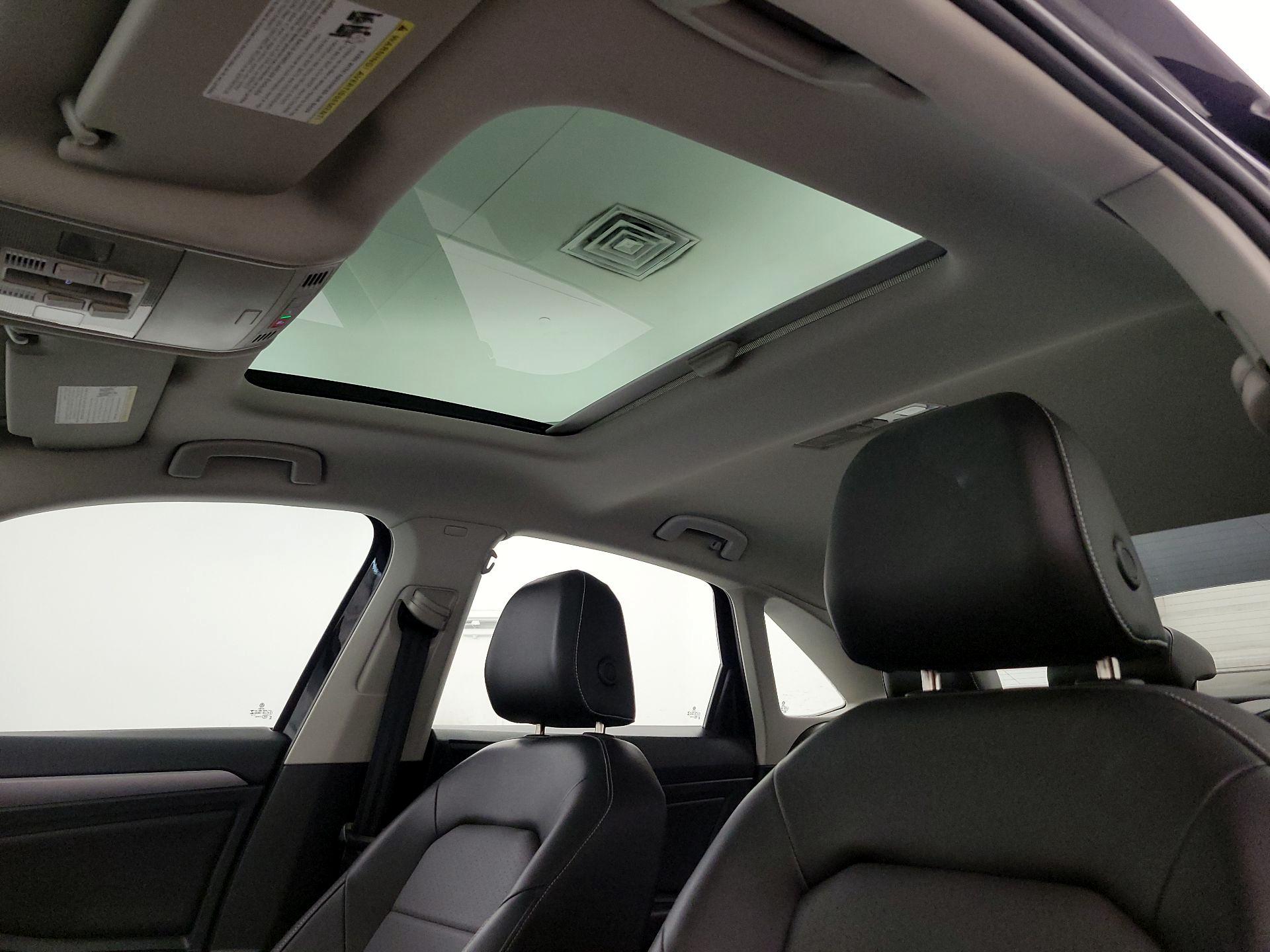 Thumbnail: 2023 Volkswagen Jetta - 19