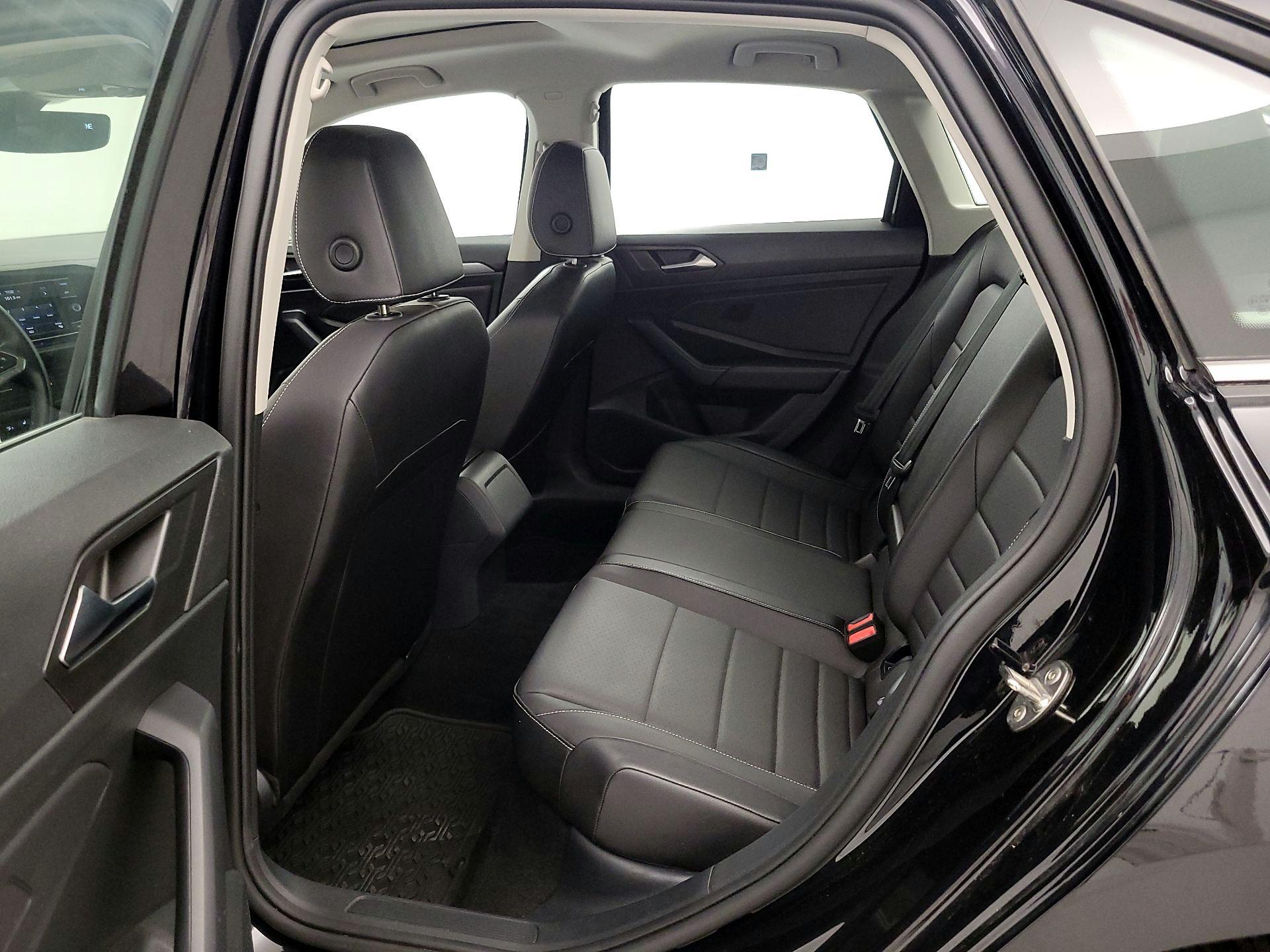 Thumbnail: 2023 Volkswagen Jetta - 20